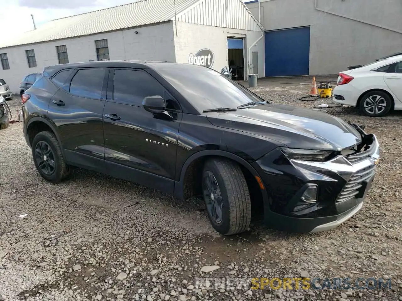 4 Photograph of a damaged car 3GNKBHR44NS126179 CHEVROLET BLAZER 2022
