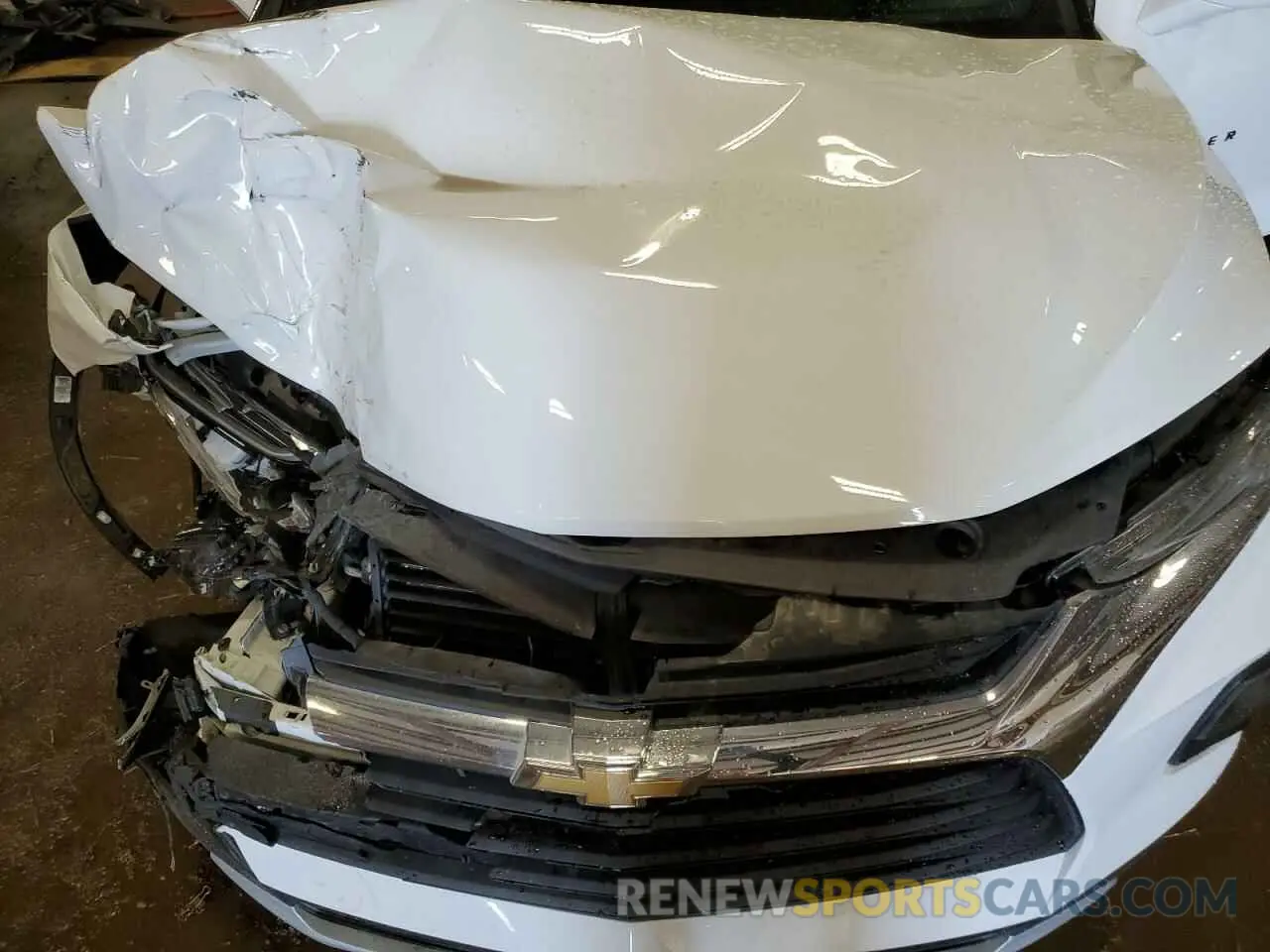 12 Photograph of a damaged car 3GNKBHR46NS115152 CHEVROLET BLAZER 2022