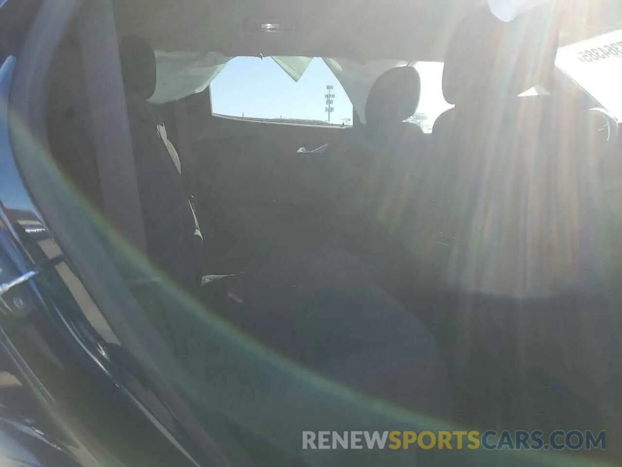 11 Photograph of a damaged car 3GNKBHR46NS137295 CHEVROLET BLAZER 2022