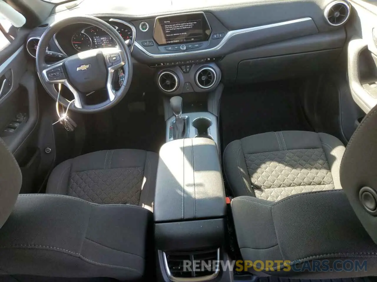 8 Photograph of a damaged car 3GNKBHR46NS137295 CHEVROLET BLAZER 2022