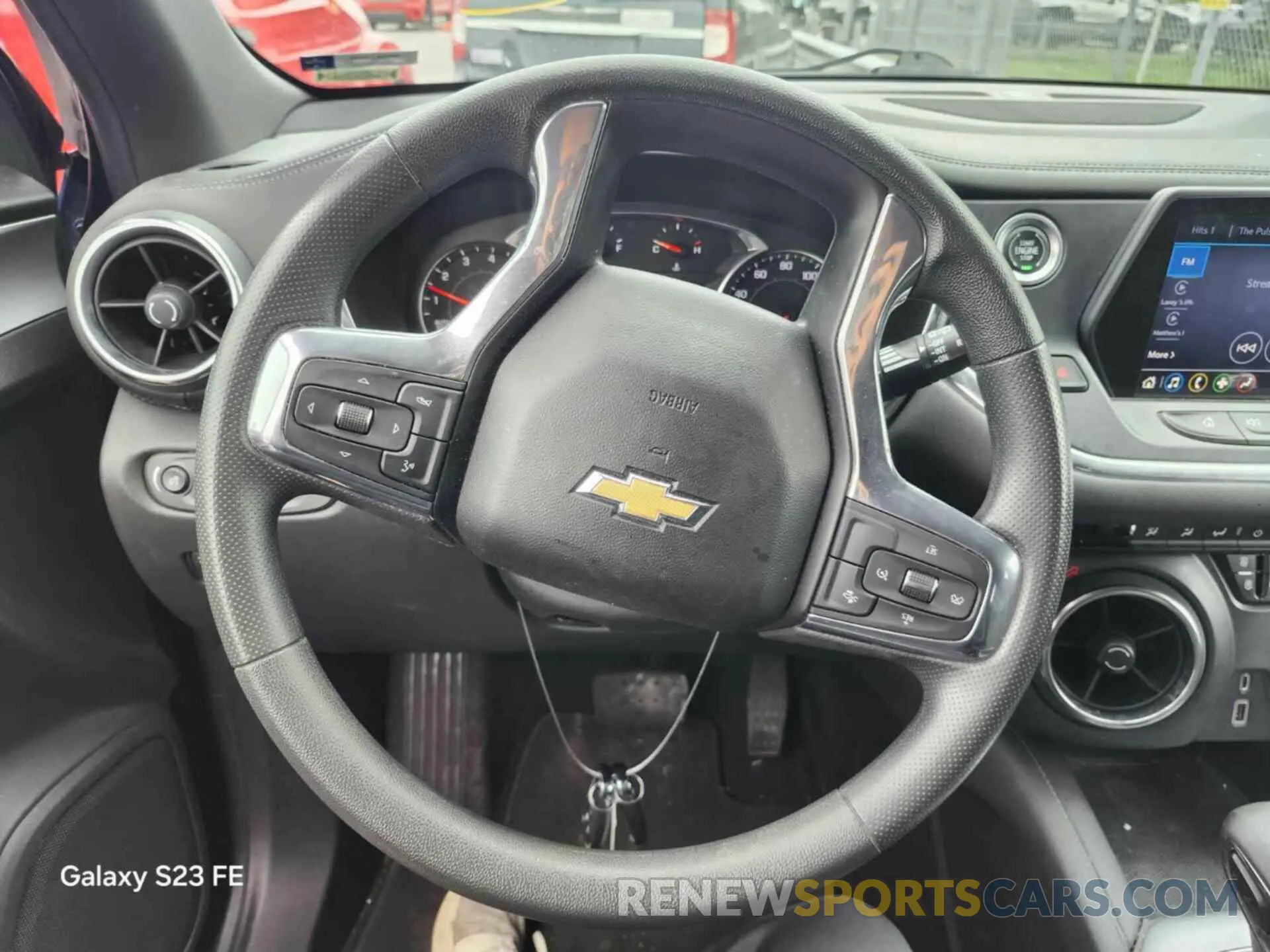 15 Photograph of a damaged car 3GNKBHR46NS212447 CHEVROLET BLAZER 2022
