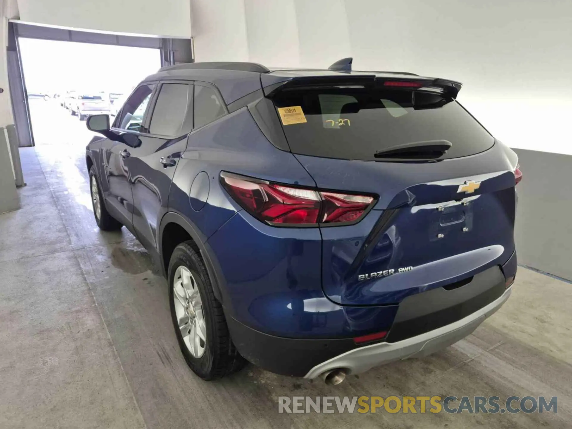 22 Photograph of a damaged car 3GNKBHR46NS212447 CHEVROLET BLAZER 2022
