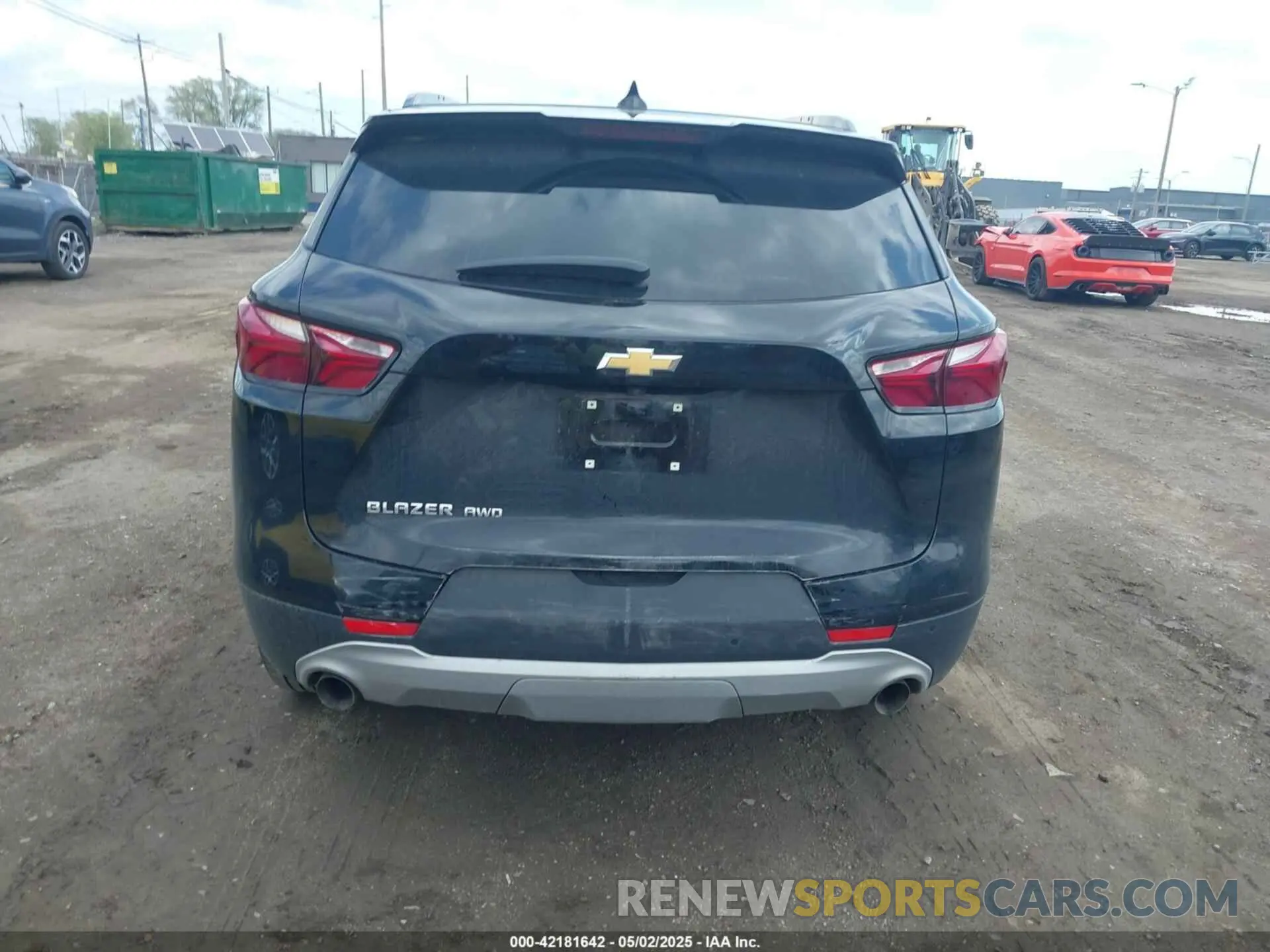 15 Photograph of a damaged car 3GNKBHR47NS136060 CHEVROLET BLAZER 2022