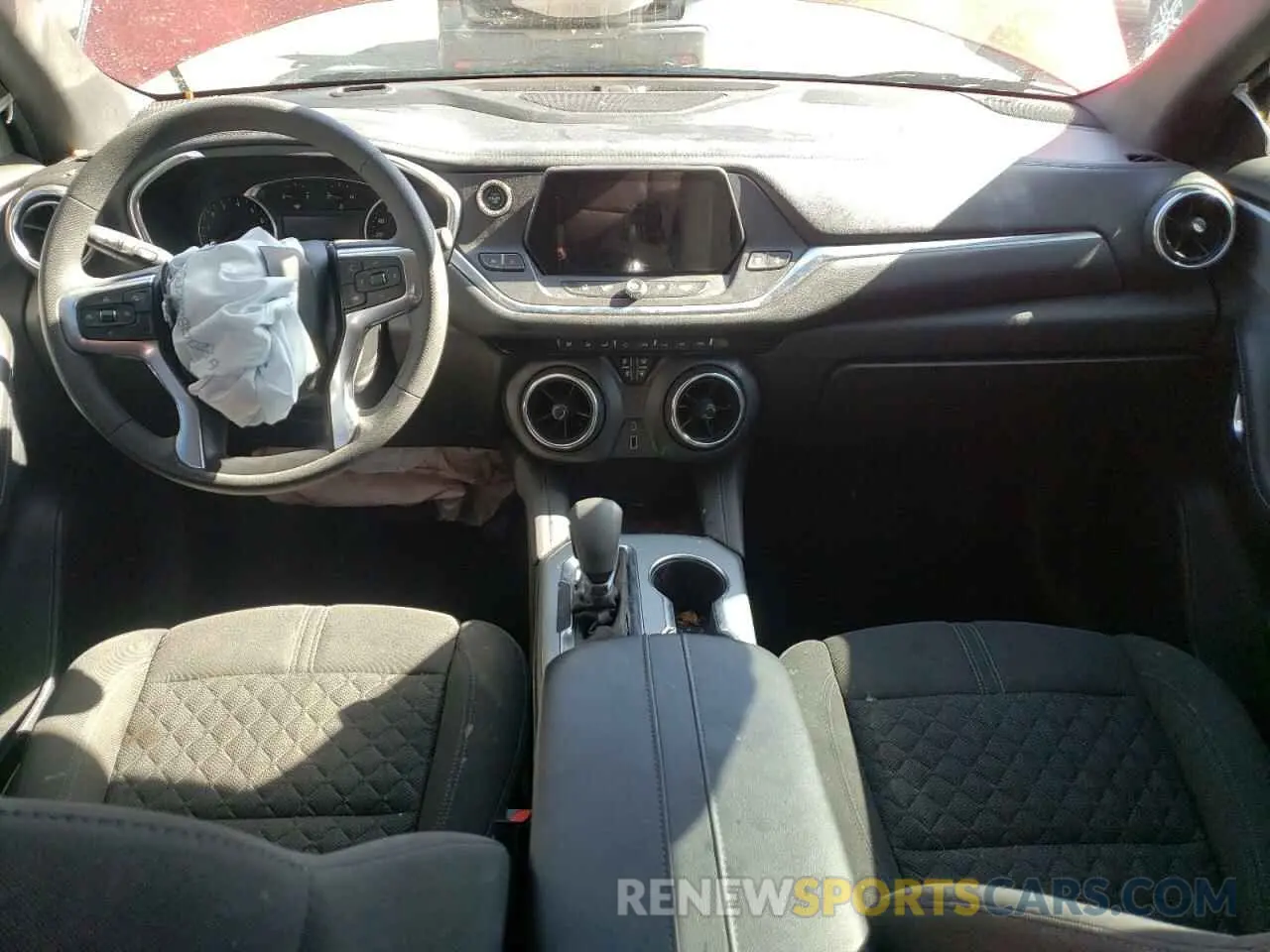 8 Photograph of a damaged car 3GNKBHR48NS121213 CHEVROLET BLAZER 2022