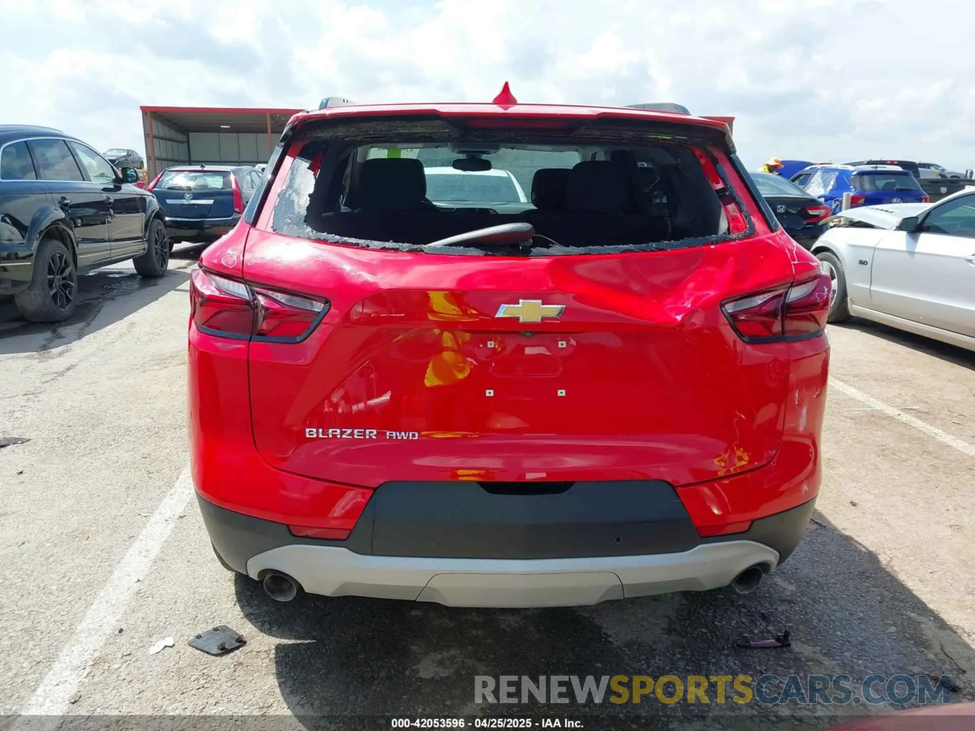 16 Photograph of a damaged car 3GNKBHR4XNS176035 CHEVROLET BLAZER 2022