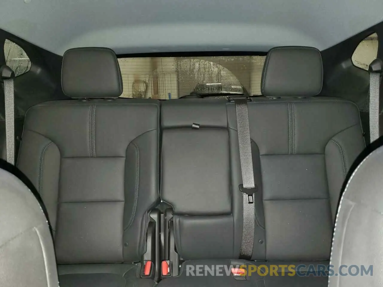 10 Photograph of a damaged car 3GNKBJRS7NS145282 CHEVROLET BLAZER 2022