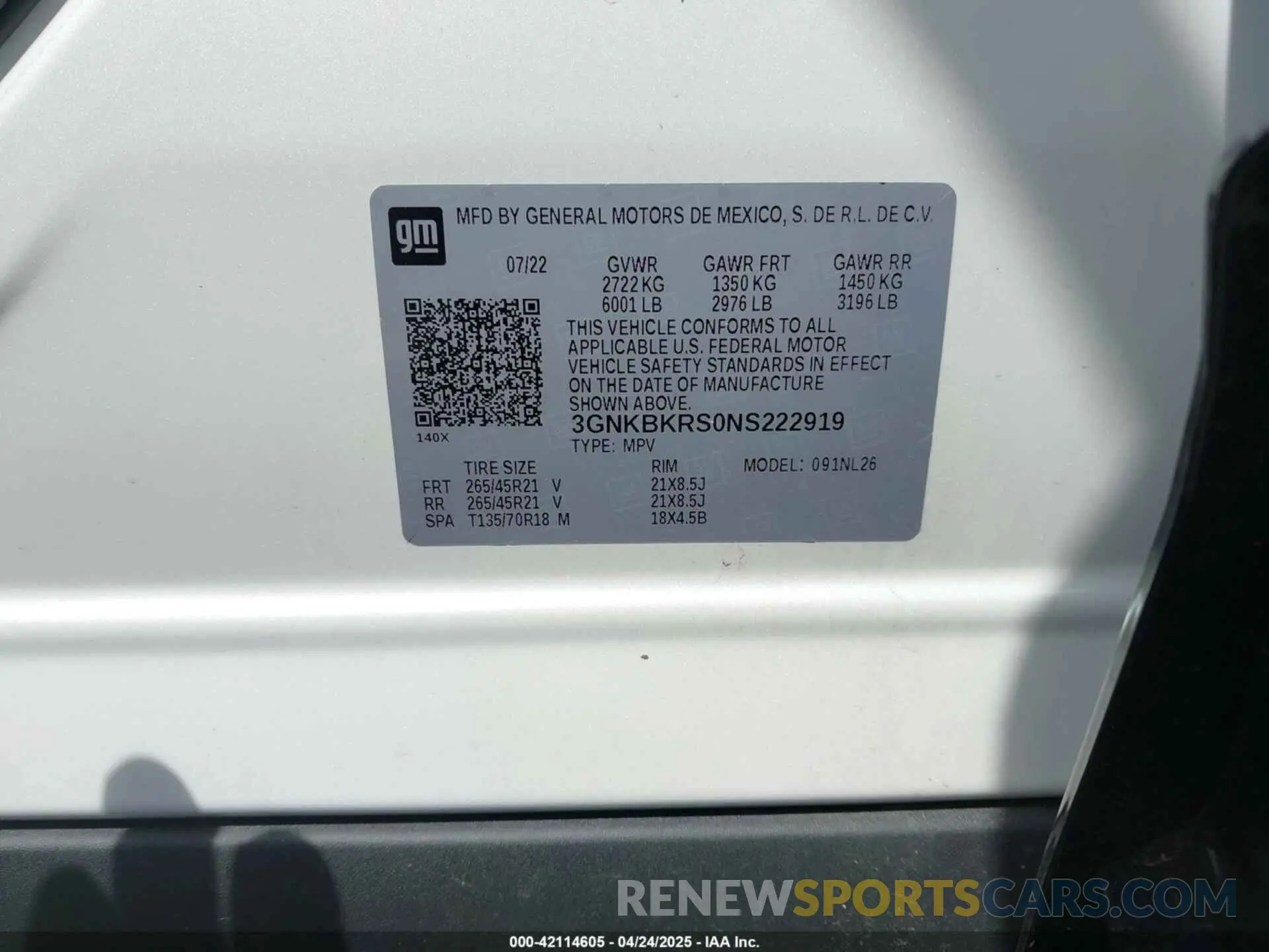 9 Photograph of a damaged car 3GNKBKRS0NS222919 CHEVROLET BLAZER 2022