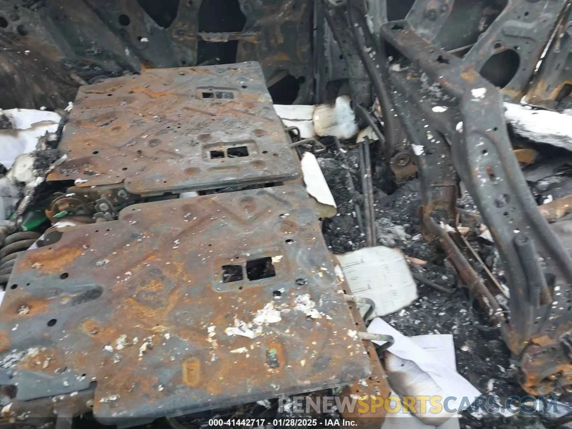 8 Photograph of a damaged car 3GNKBKRS2NS164313 CHEVROLET BLAZER 2022