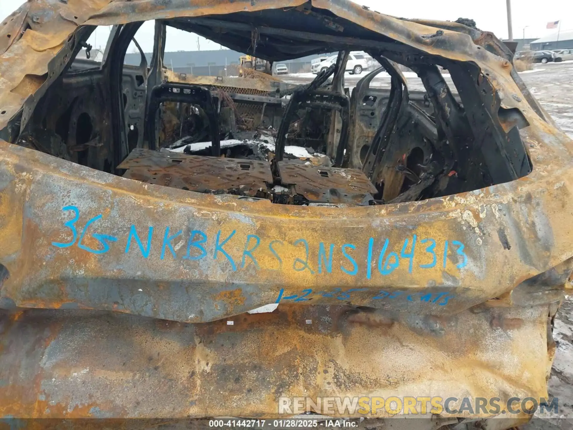 9 Photograph of a damaged car 3GNKBKRS2NS164313 CHEVROLET BLAZER 2022