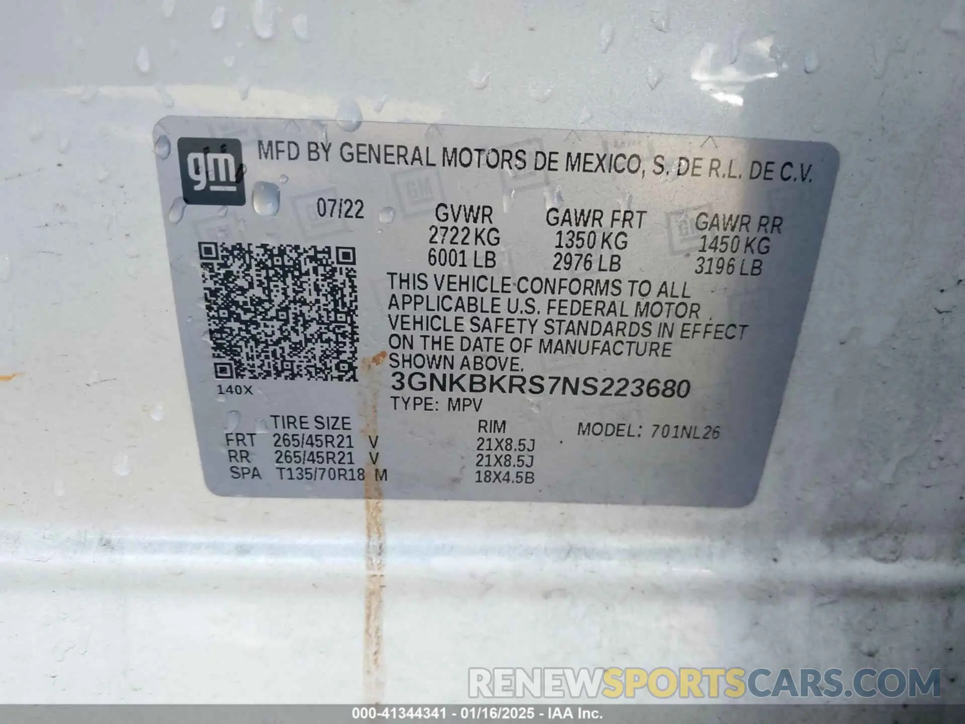 9 Photograph of a damaged car 3GNKBKRS7NS223680 CHEVROLET BLAZER 2022