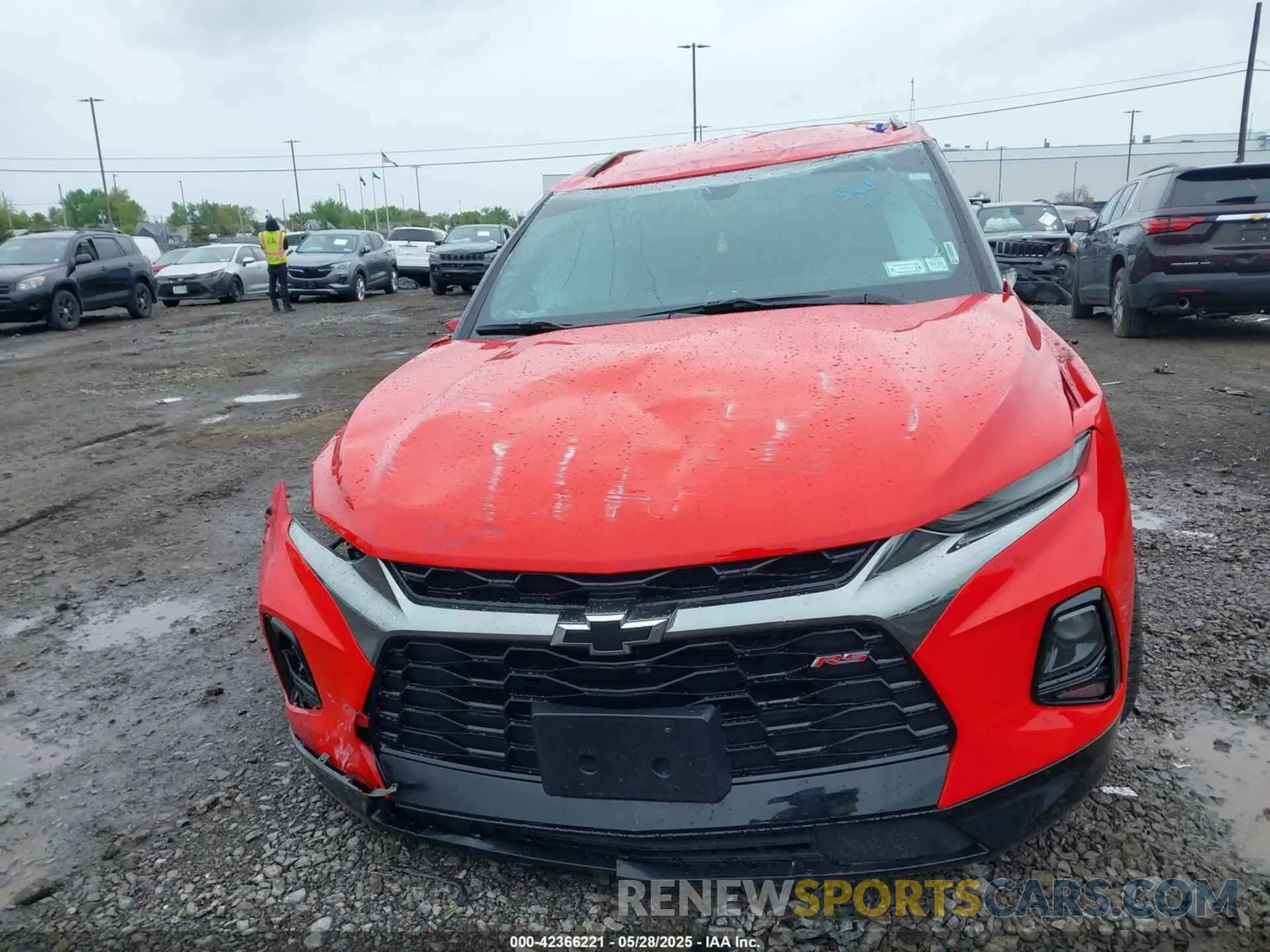 11 Photograph of a damaged car 3GNKBKRS8NS137309 CHEVROLET BLAZER 2022