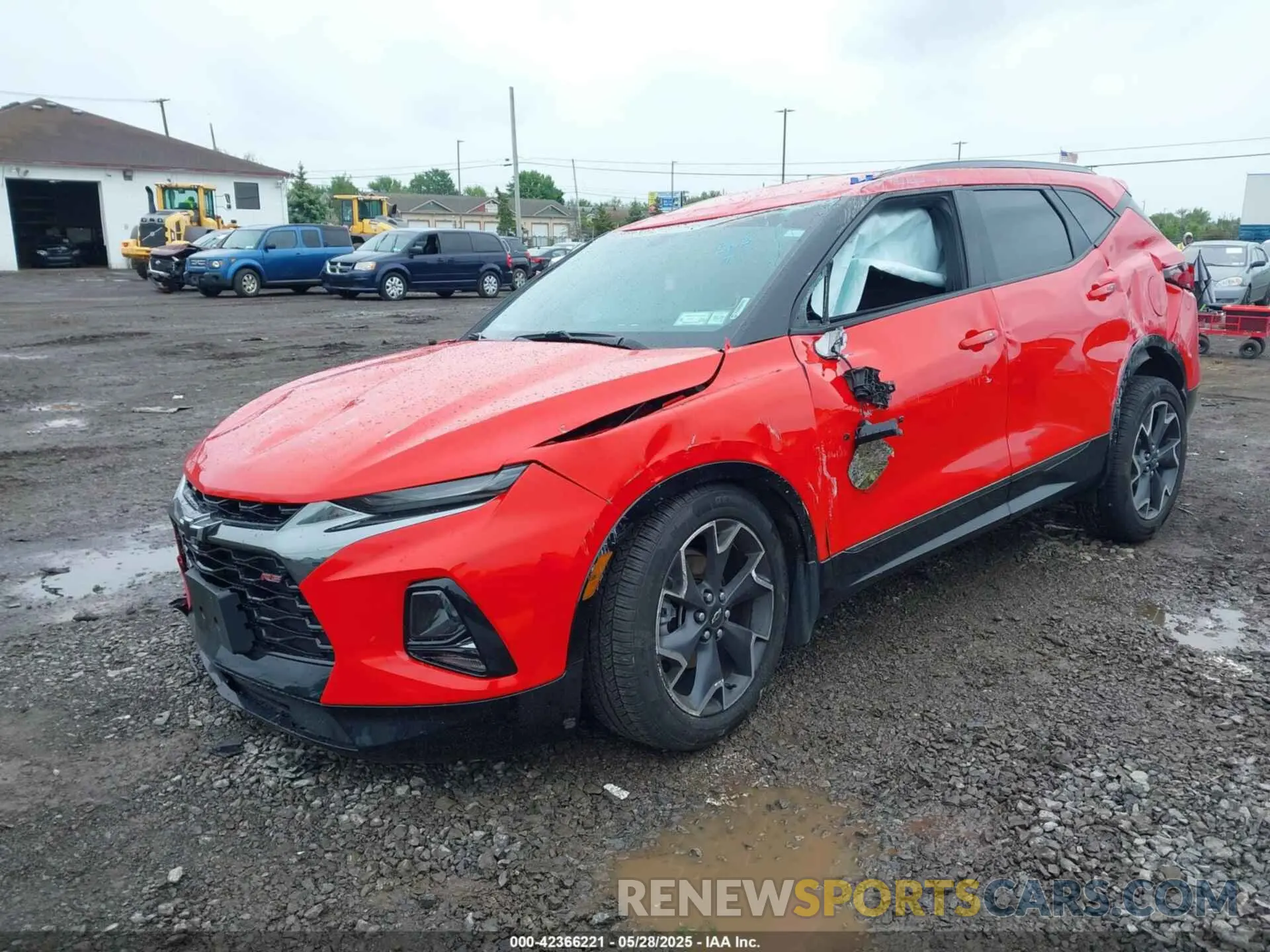 2 Photograph of a damaged car 3GNKBKRS8NS137309 CHEVROLET BLAZER 2022