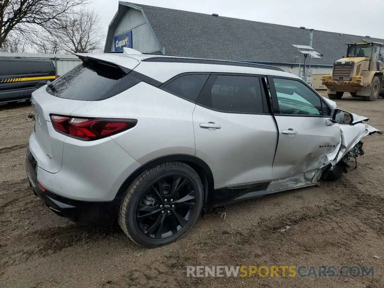 3 Photograph of a damaged car 3GNKBKRS9NS146018 CHEVROLET BLAZER 2022