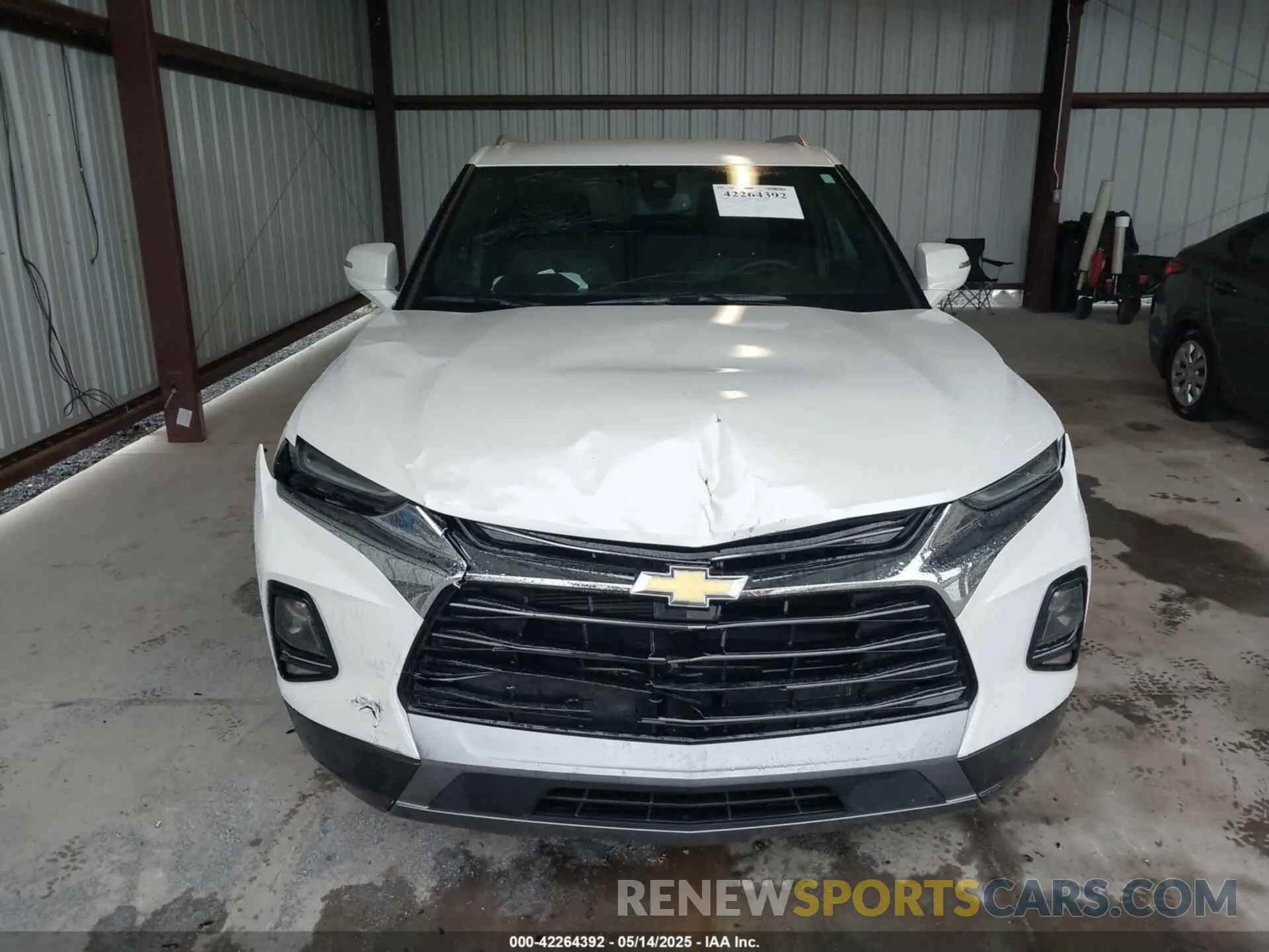 12 Photograph of a damaged car 3GNKBLR46NS148039 CHEVROLET BLAZER 2022