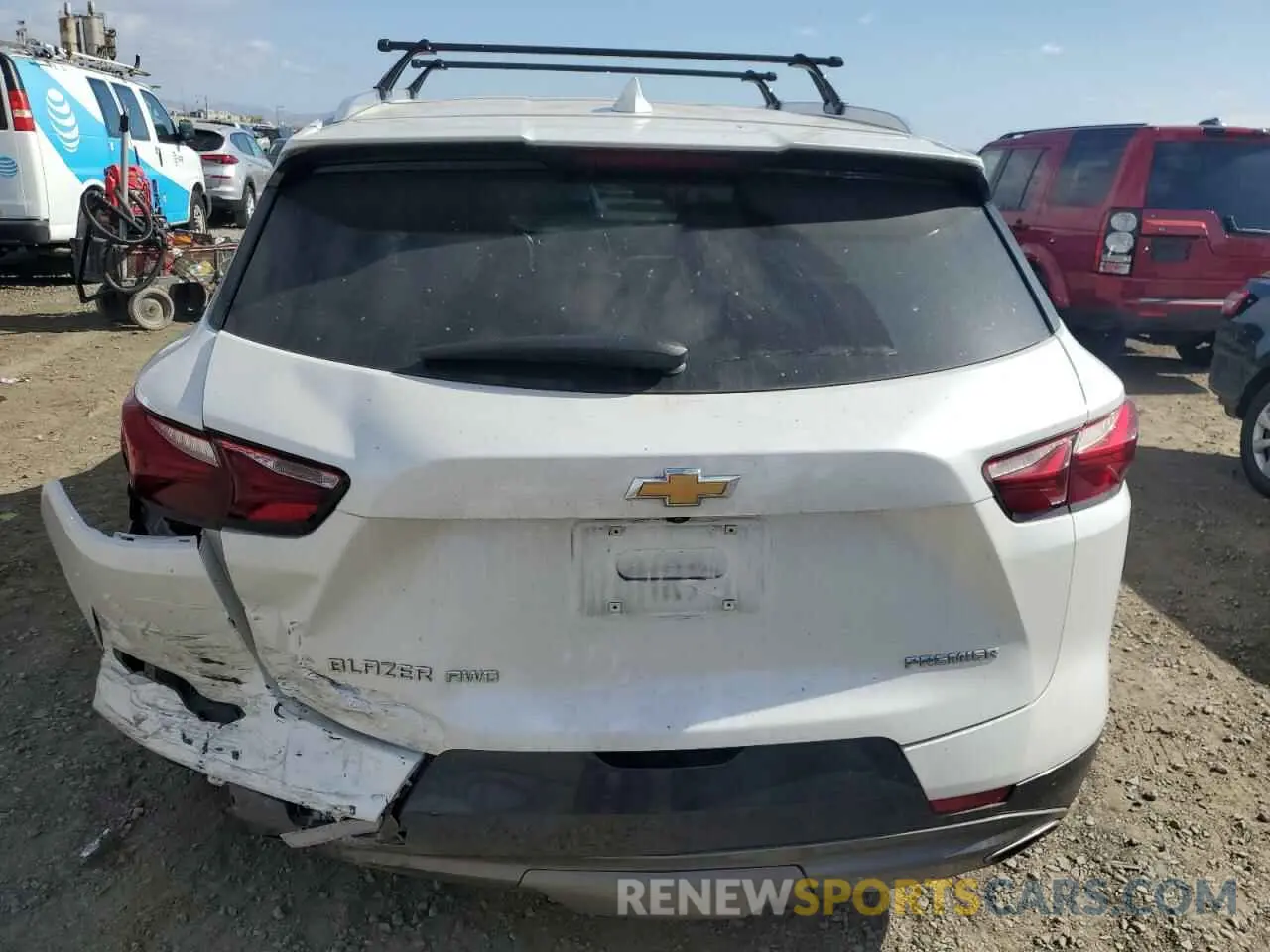 6 Photograph of a damaged car 3GNKBLRS3NS159305 CHEVROLET BLAZER 2022