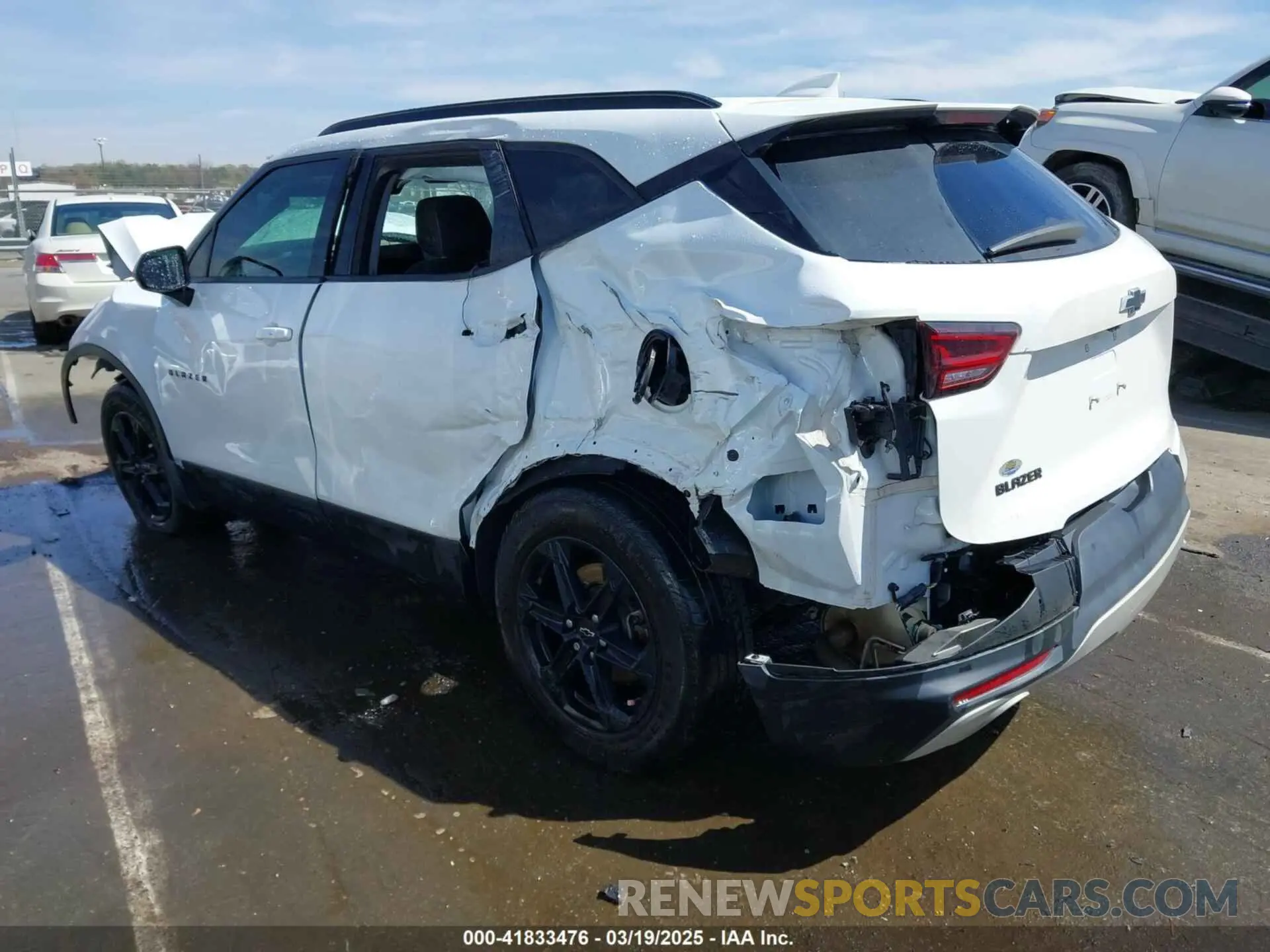 3 Photograph of a damaged car 3GNKBCR40PS101480 CHEVROLET BLAZER 2023