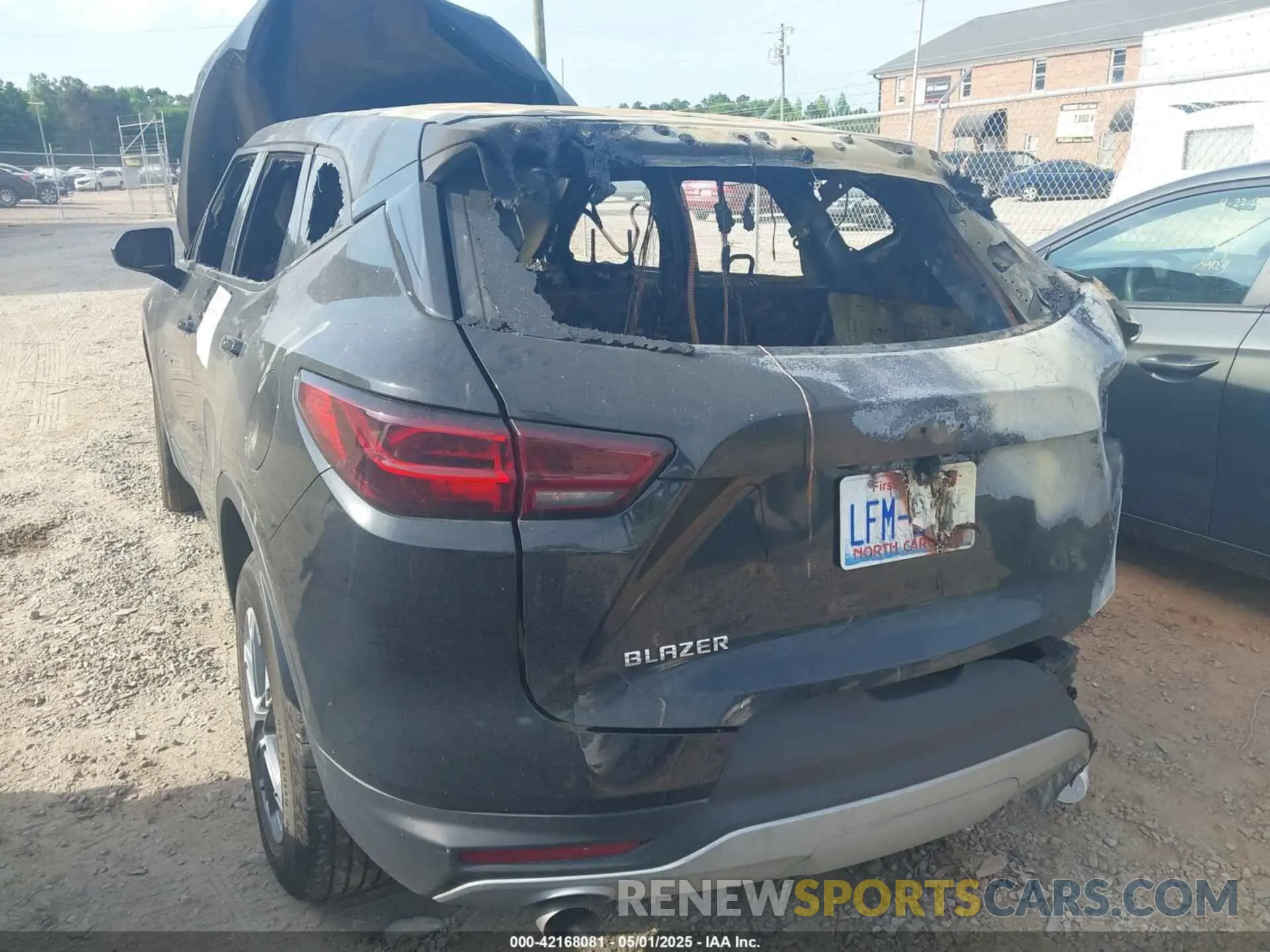 6 Photograph of a damaged car 3GNKBCR41PS222938 CHEVROLET BLAZER 2023