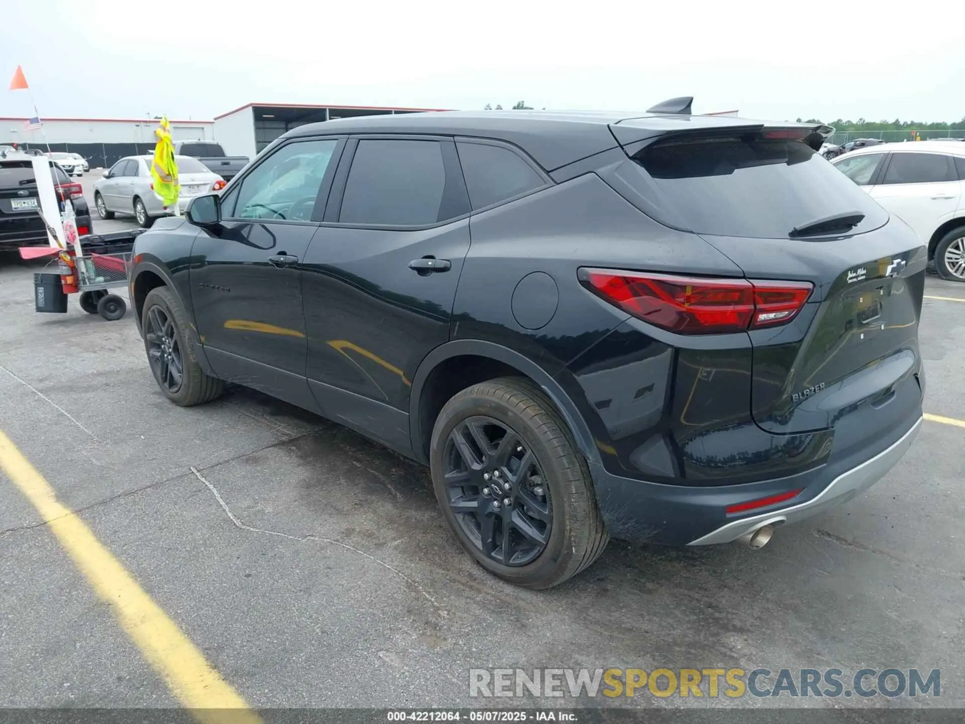 3 Photograph of a damaged car 3GNKBCR44PS134997 CHEVROLET BLAZER 2023