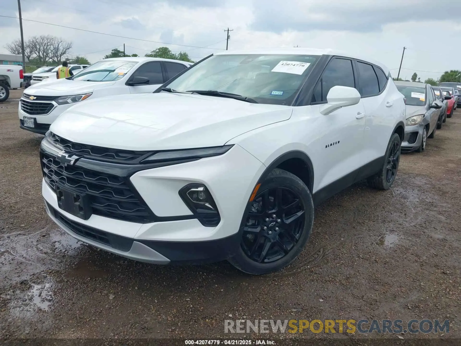 2 Photograph of a damaged car 3GNKBCR47PS105610 CHEVROLET BLAZER 2023