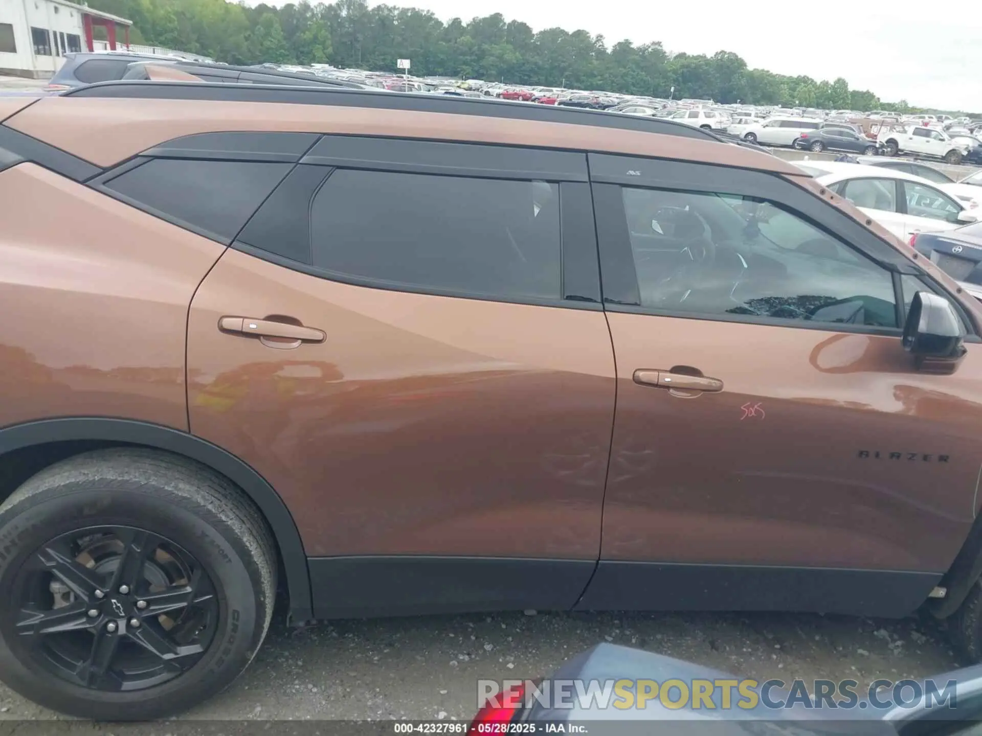 13 Photograph of a damaged car 3GNKBCR48PS227182 CHEVROLET BLAZER 2023