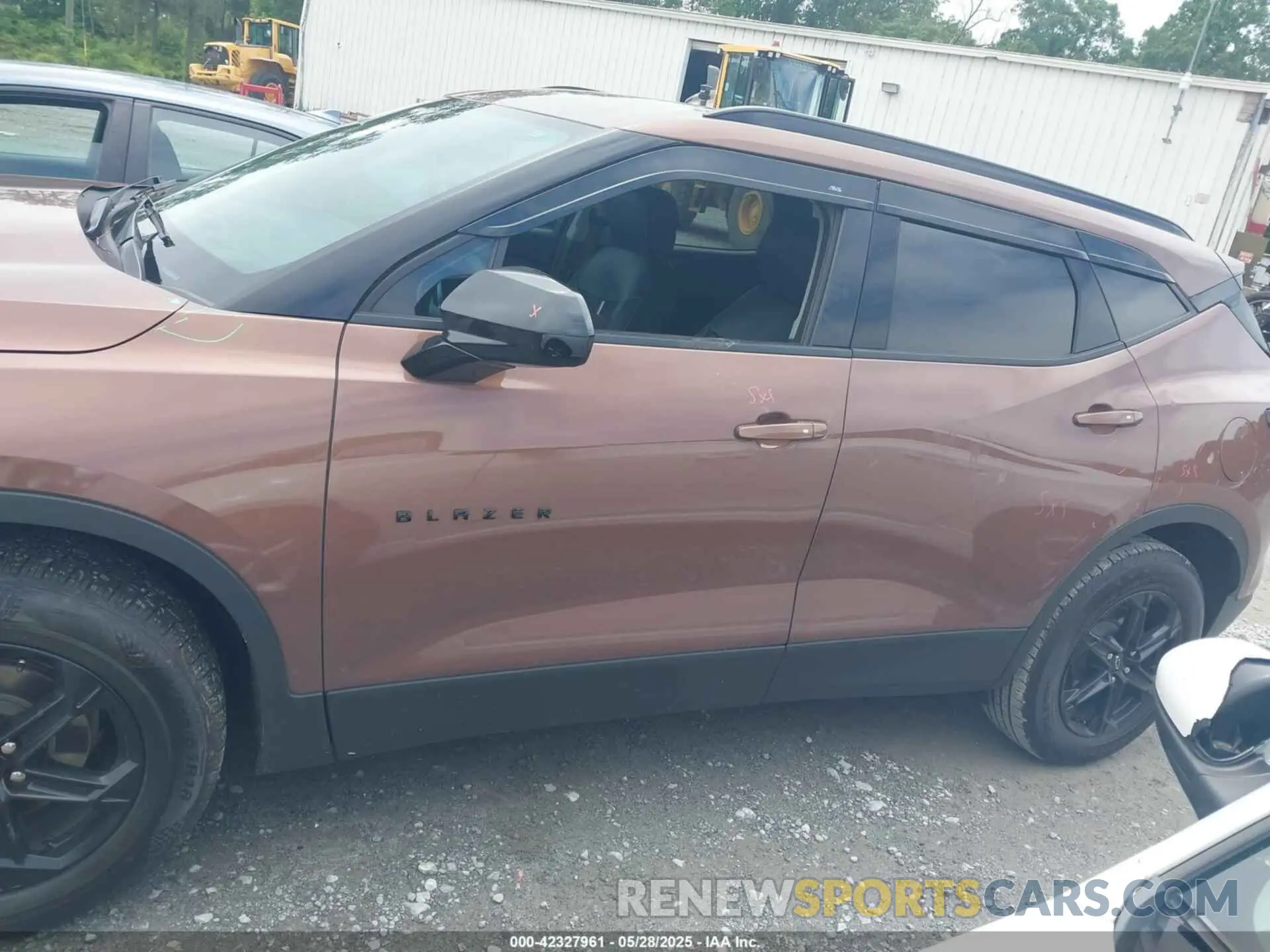 14 Photograph of a damaged car 3GNKBCR48PS227182 CHEVROLET BLAZER 2023