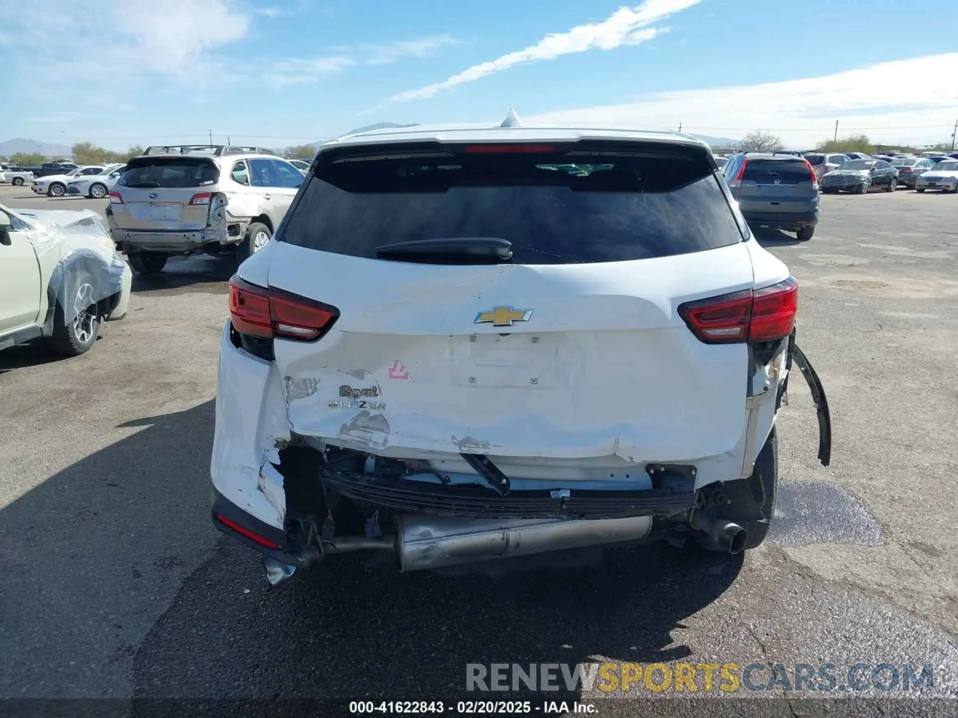 17 Photograph of a damaged car 3GNKBCR4XPS116844 CHEVROLET BLAZER 2023