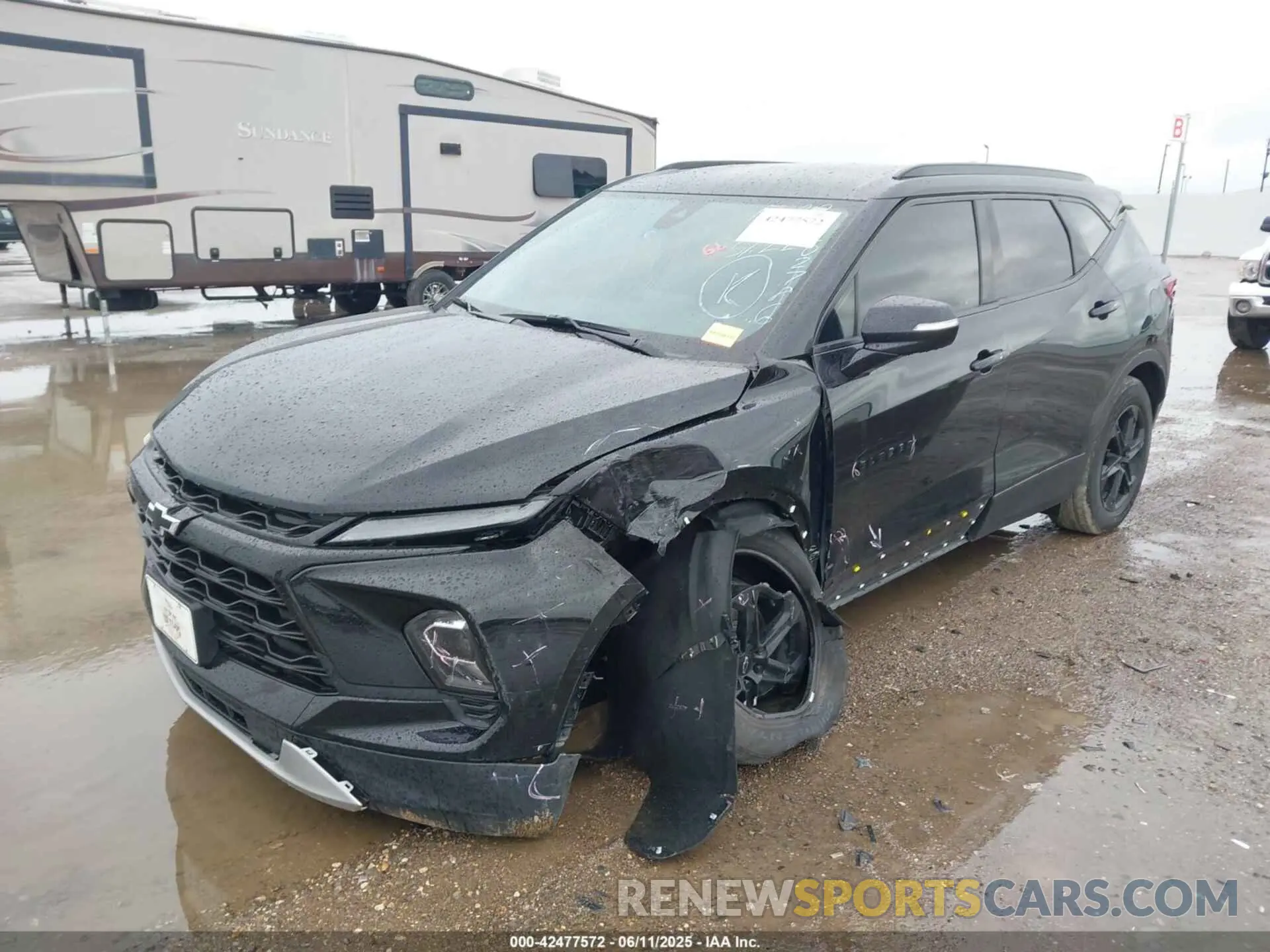2 Photograph of a damaged car 3GNKBDRS4PS170130 CHEVROLET BLAZER 2023