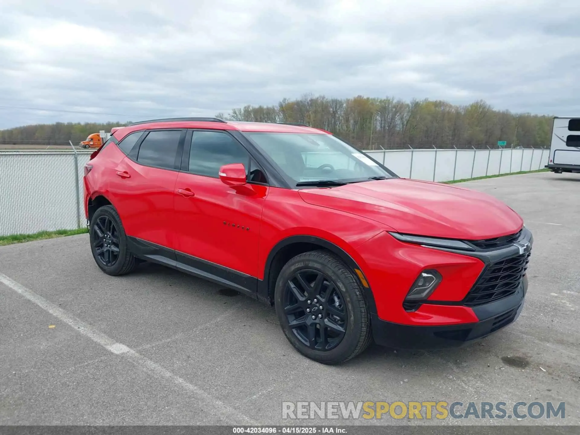 1 Photograph of a damaged car 3GNKBERS4PS176709 CHEVROLET BLAZER 2023