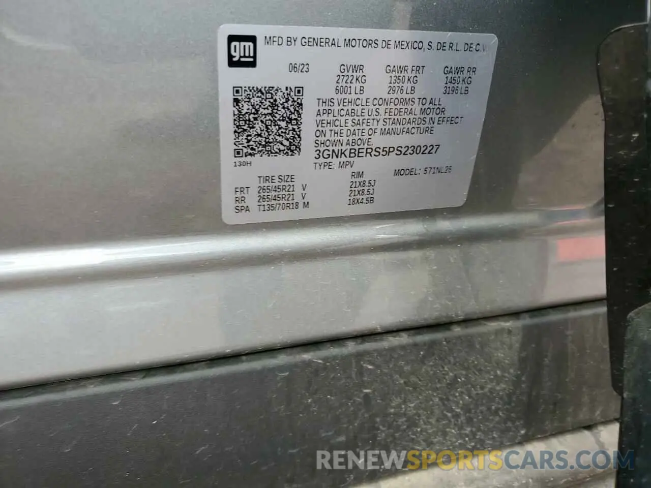 13 Photograph of a damaged car 3GNKBERS5PS230227 CHEVROLET BLAZER 2023