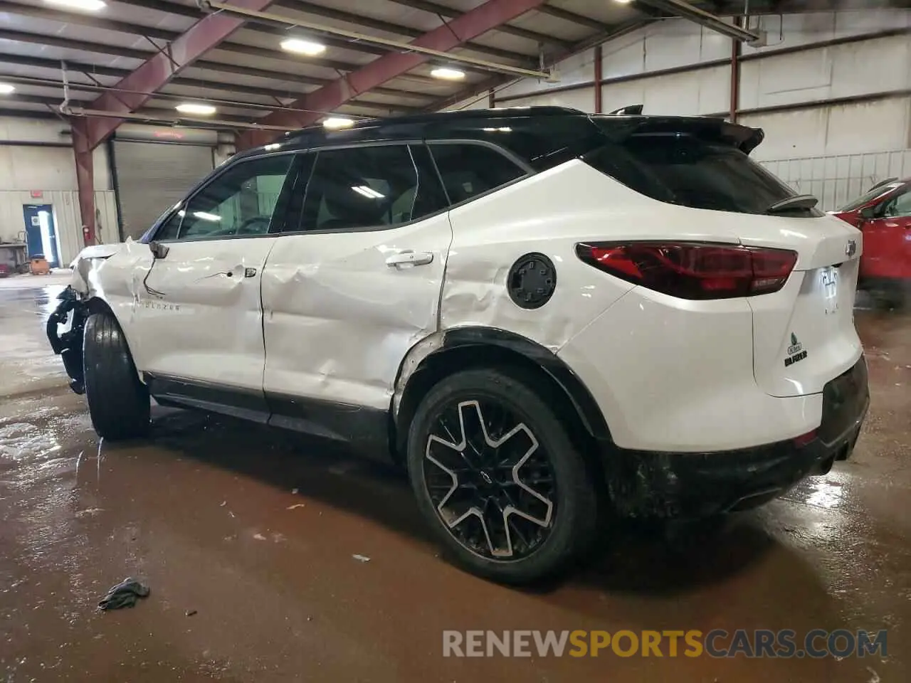 2 Photograph of a damaged car 3GNKBERS6PS105186 CHEVROLET BLAZER 2023