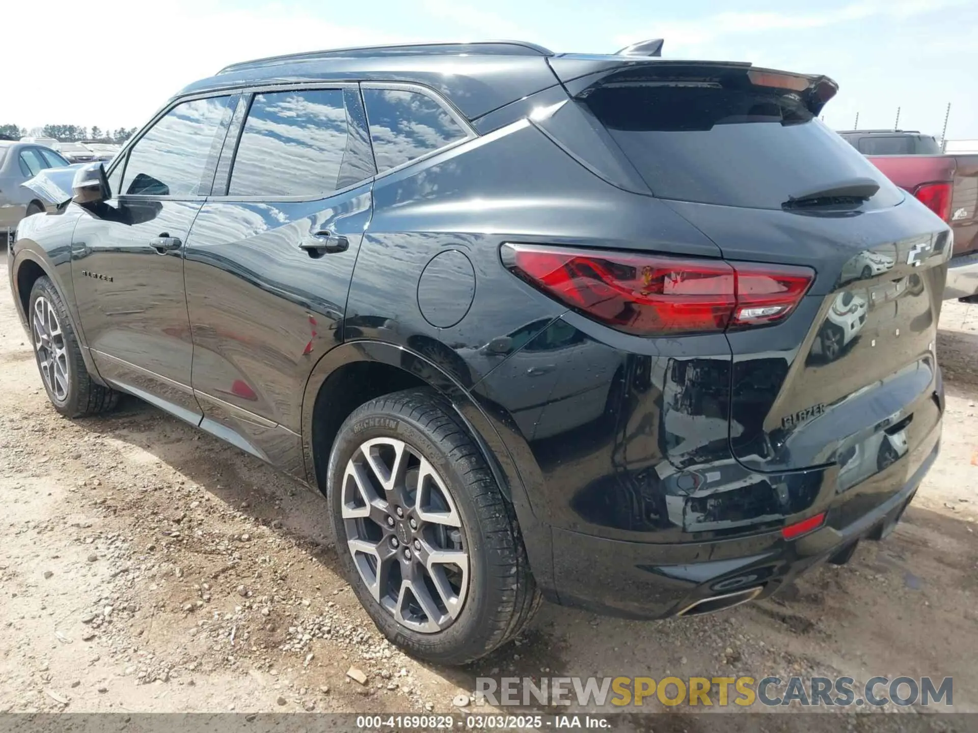 3 Photograph of a damaged car 3GNKBERSXPS150986 CHEVROLET BLAZER 2023