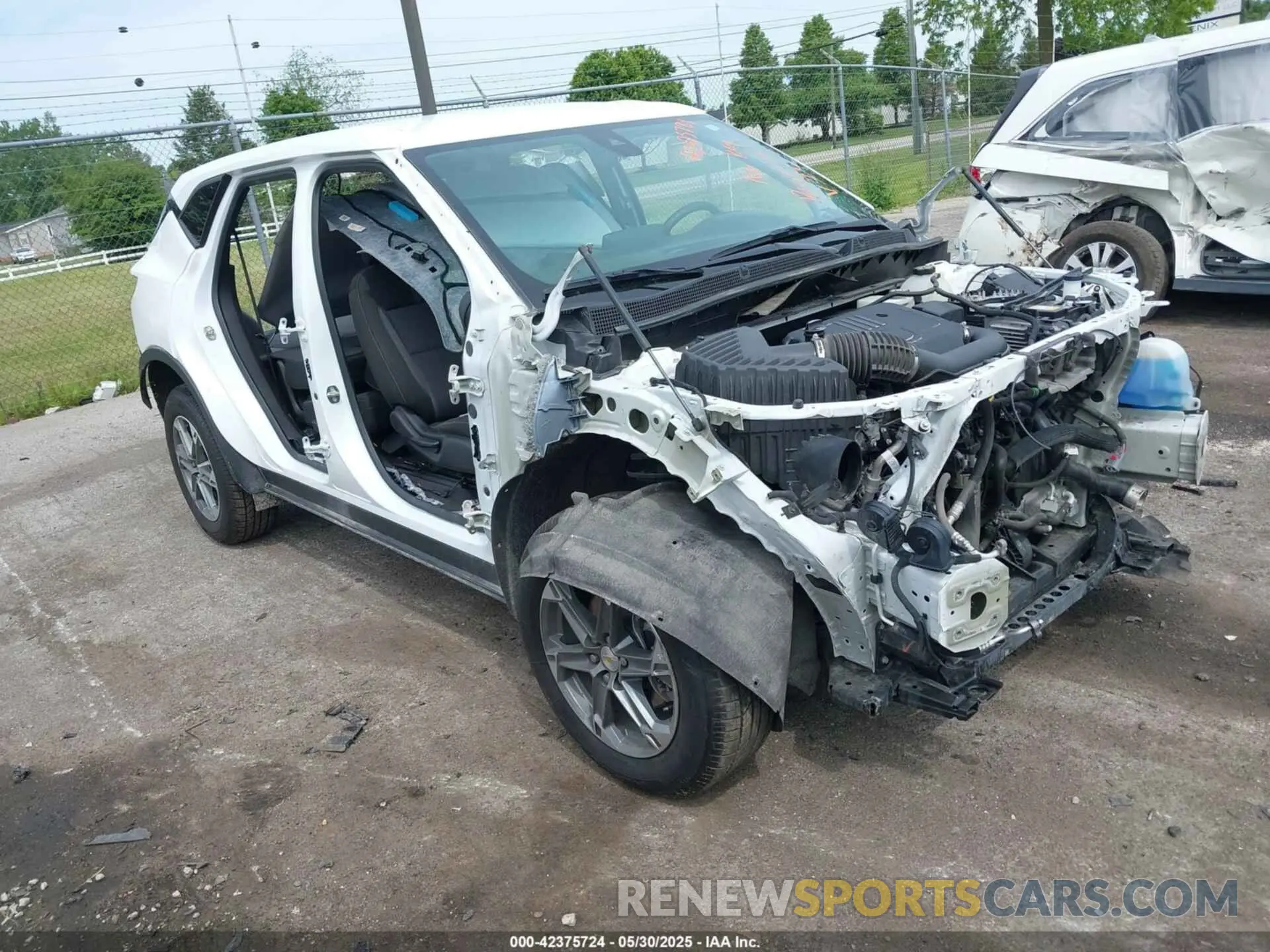 1 Photograph of a damaged car 3GNKBHR40PS119846 CHEVROLET BLAZER 2023