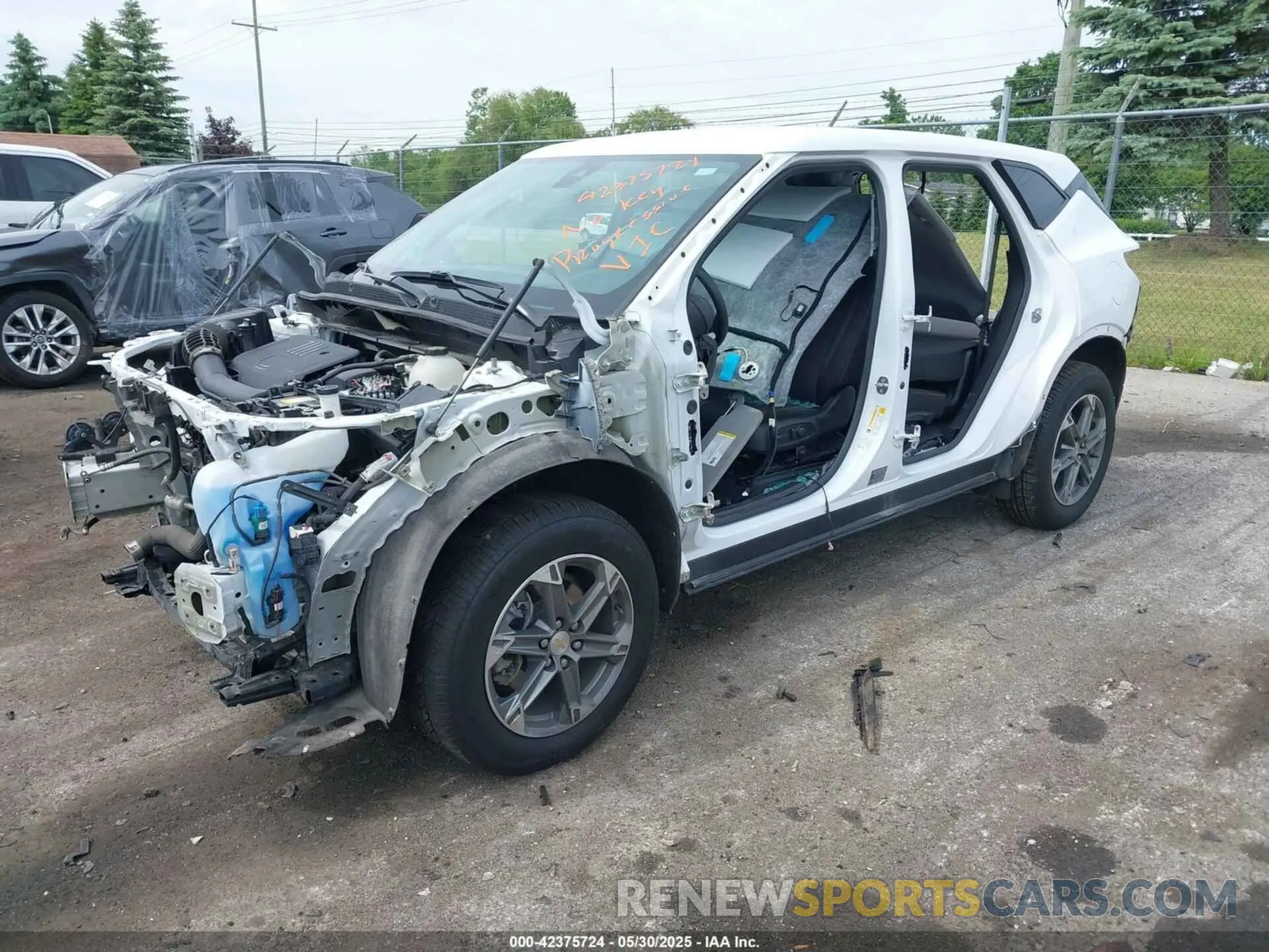 2 Photograph of a damaged car 3GNKBHR40PS119846 CHEVROLET BLAZER 2023