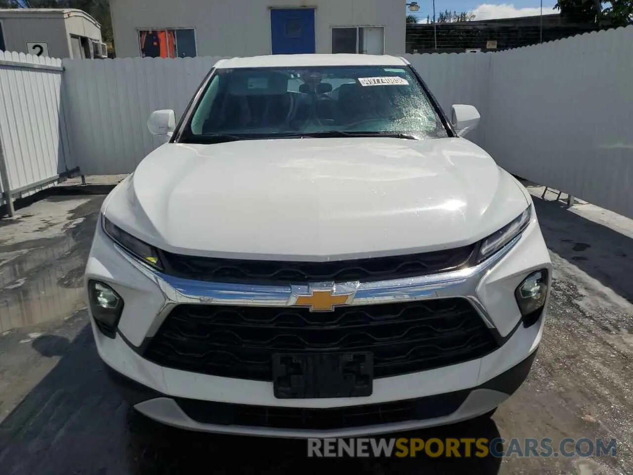 5 Photograph of a damaged car 3GNKBHR41PS203237 CHEVROLET BLAZER 2023
