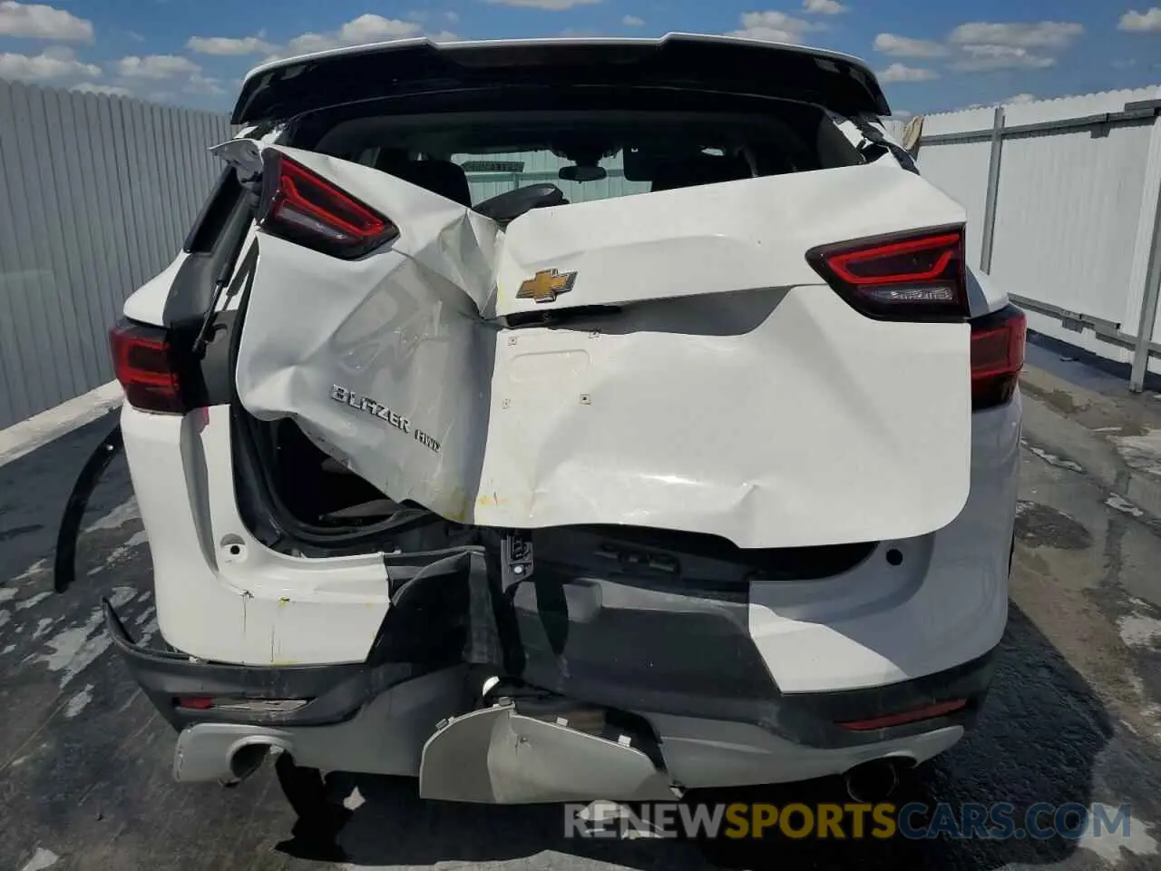 6 Photograph of a damaged car 3GNKBHR41PS203237 CHEVROLET BLAZER 2023