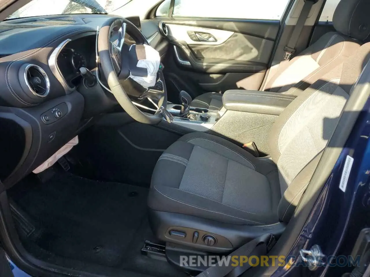 7 Photograph of a damaged car 3GNKBHR44PS155586 CHEVROLET BLAZER 2023