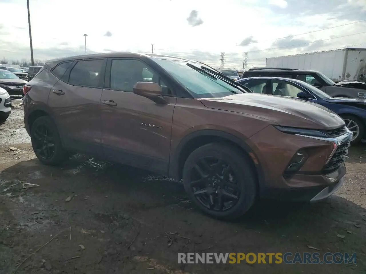 4 Photograph of a damaged car 3GNKBHR45PS170730 CHEVROLET BLAZER 2023
