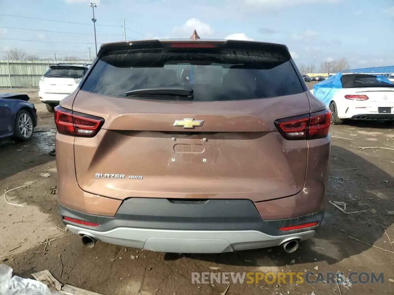 6 Photograph of a damaged car 3GNKBHR45PS170730 CHEVROLET BLAZER 2023