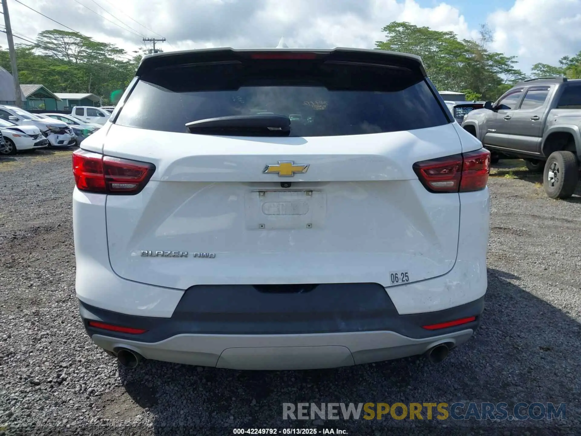 16 Photograph of a damaged car 3GNKBHR46PS213116 CHEVROLET BLAZER 2023
