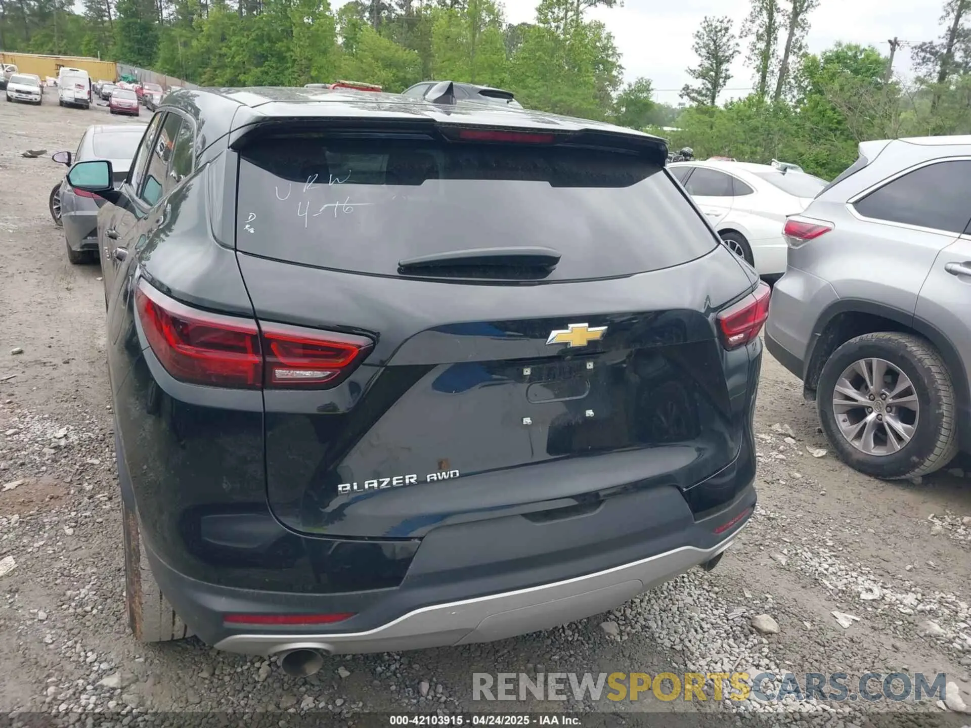 15 Photograph of a damaged car 3GNKBHR49PS233702 CHEVROLET BLAZER 2023
