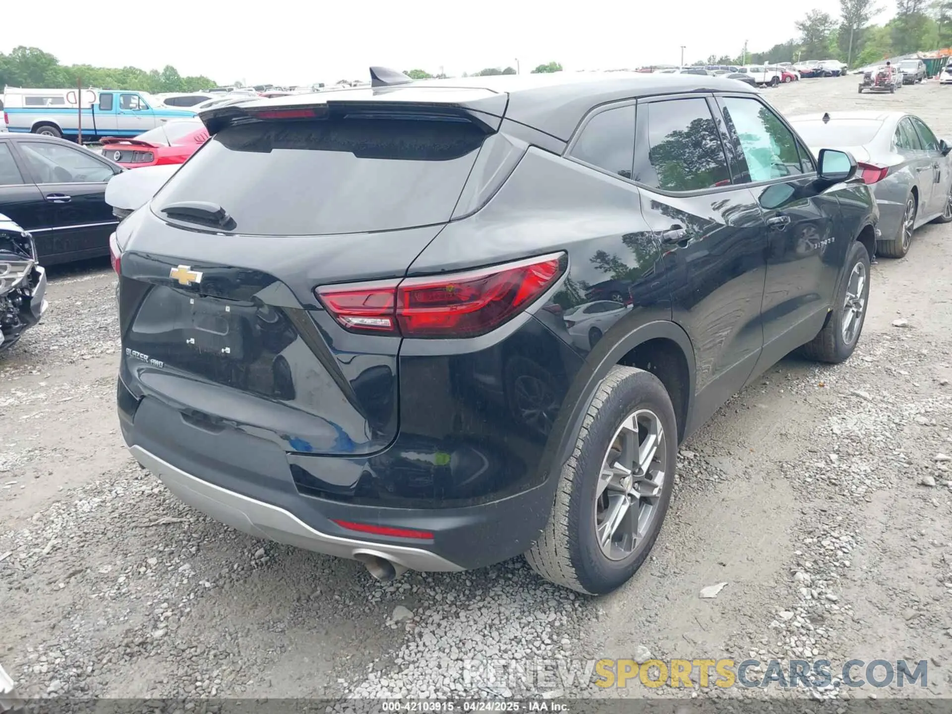 4 Photograph of a damaged car 3GNKBHR49PS233702 CHEVROLET BLAZER 2023
