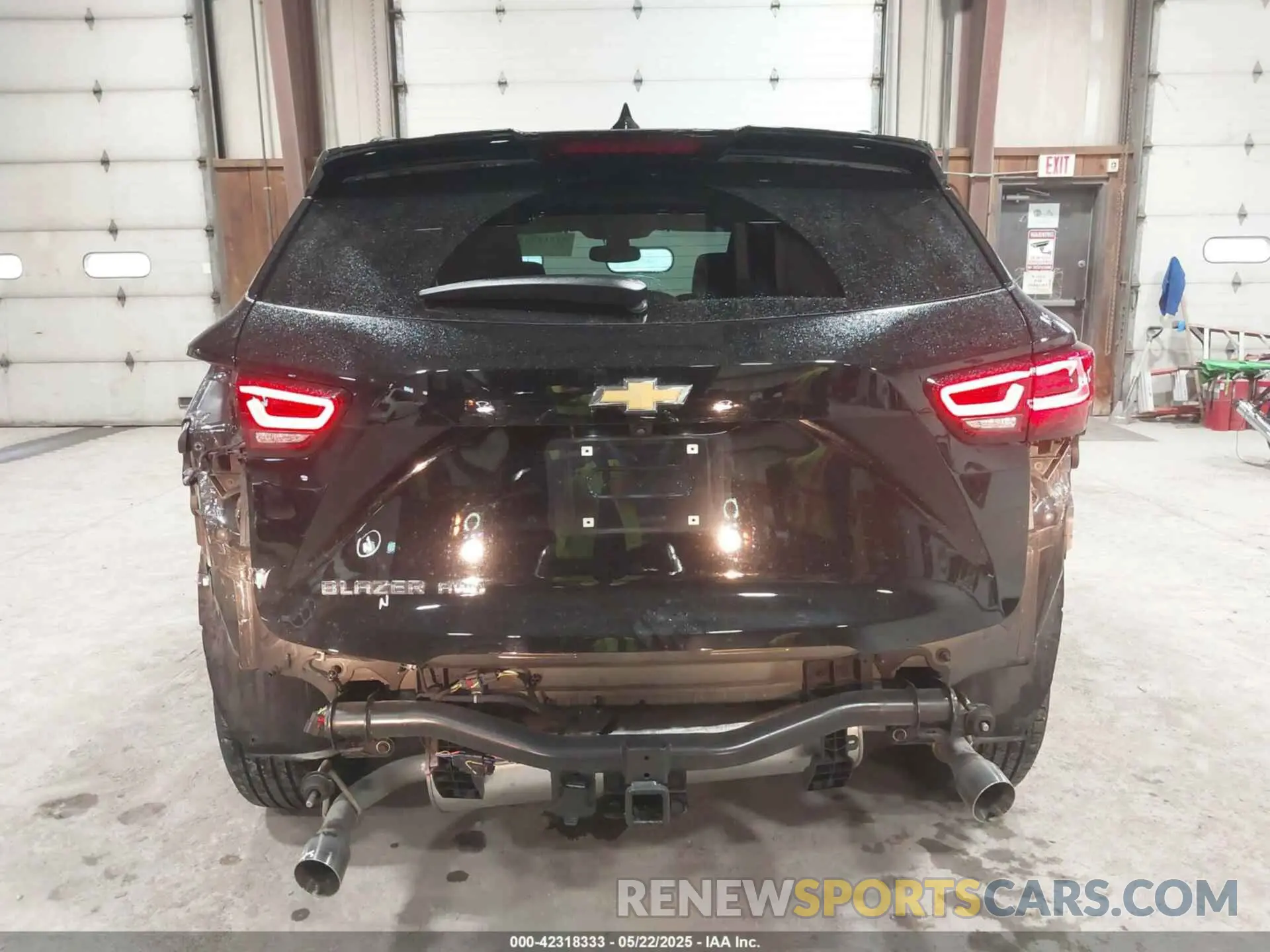 17 Photograph of a damaged car 3GNKBJR45PS234918 CHEVROLET BLAZER 2023