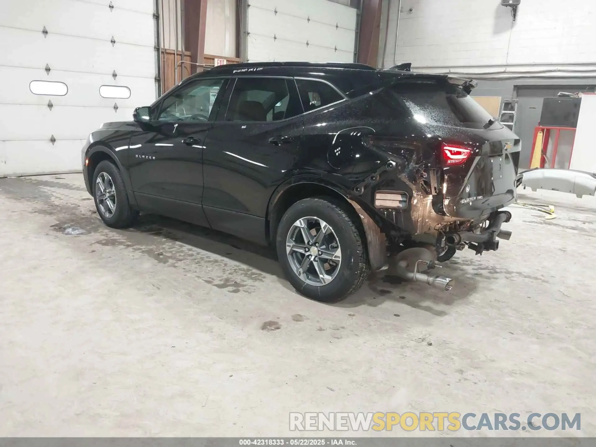 3 Photograph of a damaged car 3GNKBJR45PS234918 CHEVROLET BLAZER 2023