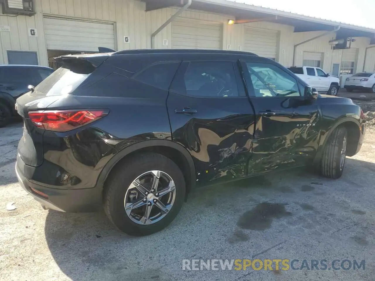 3 Photograph of a damaged car 3GNKBJRS1PS227818 CHEVROLET BLAZER 2023