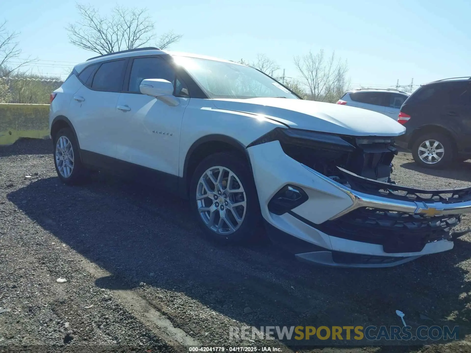 1 Photograph of a damaged car 3GNKBJRS4PS155285 CHEVROLET BLAZER 2023