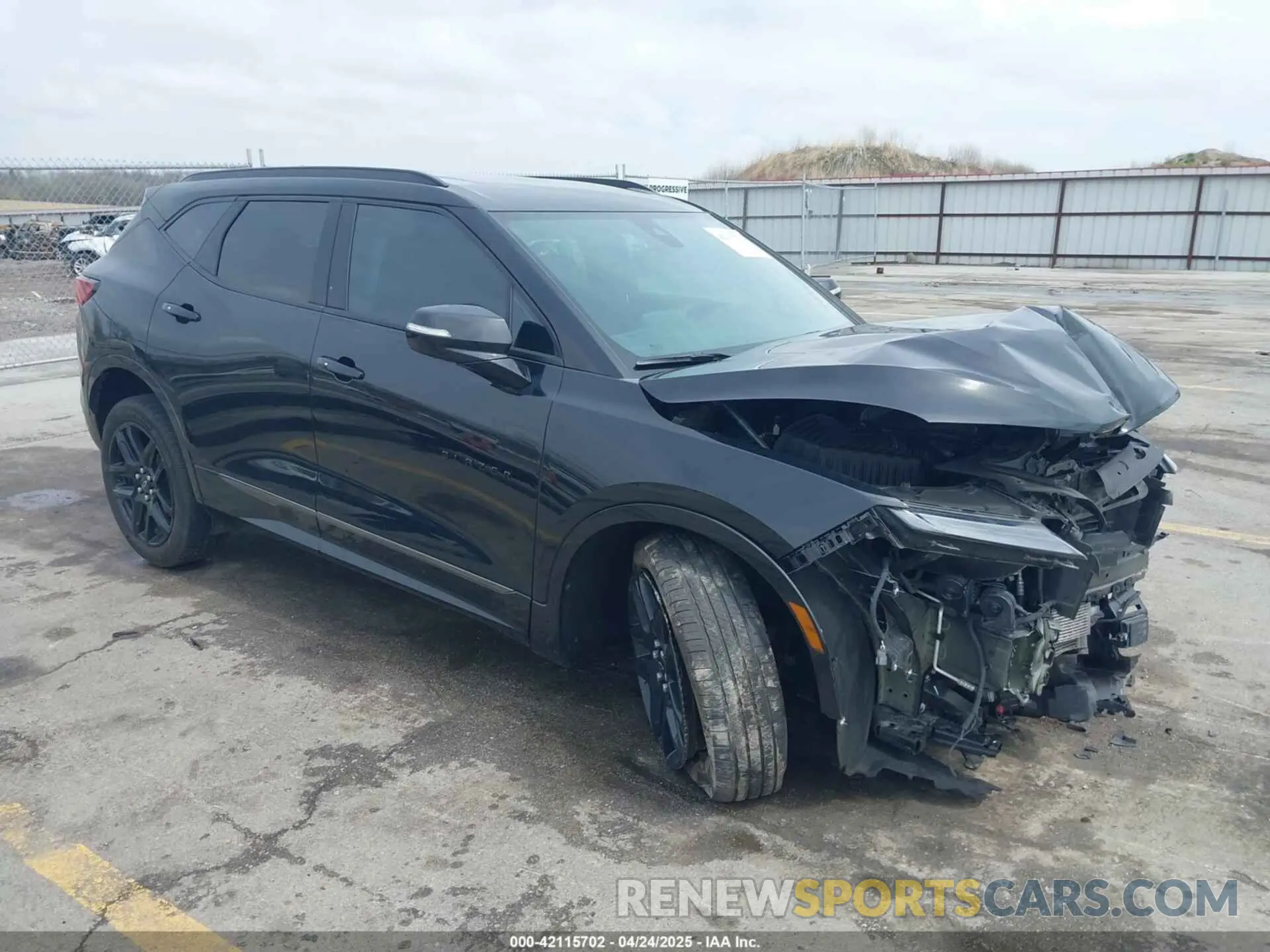 1 Photograph of a damaged car 3GNKBKRS0PS225810 CHEVROLET BLAZER 2023