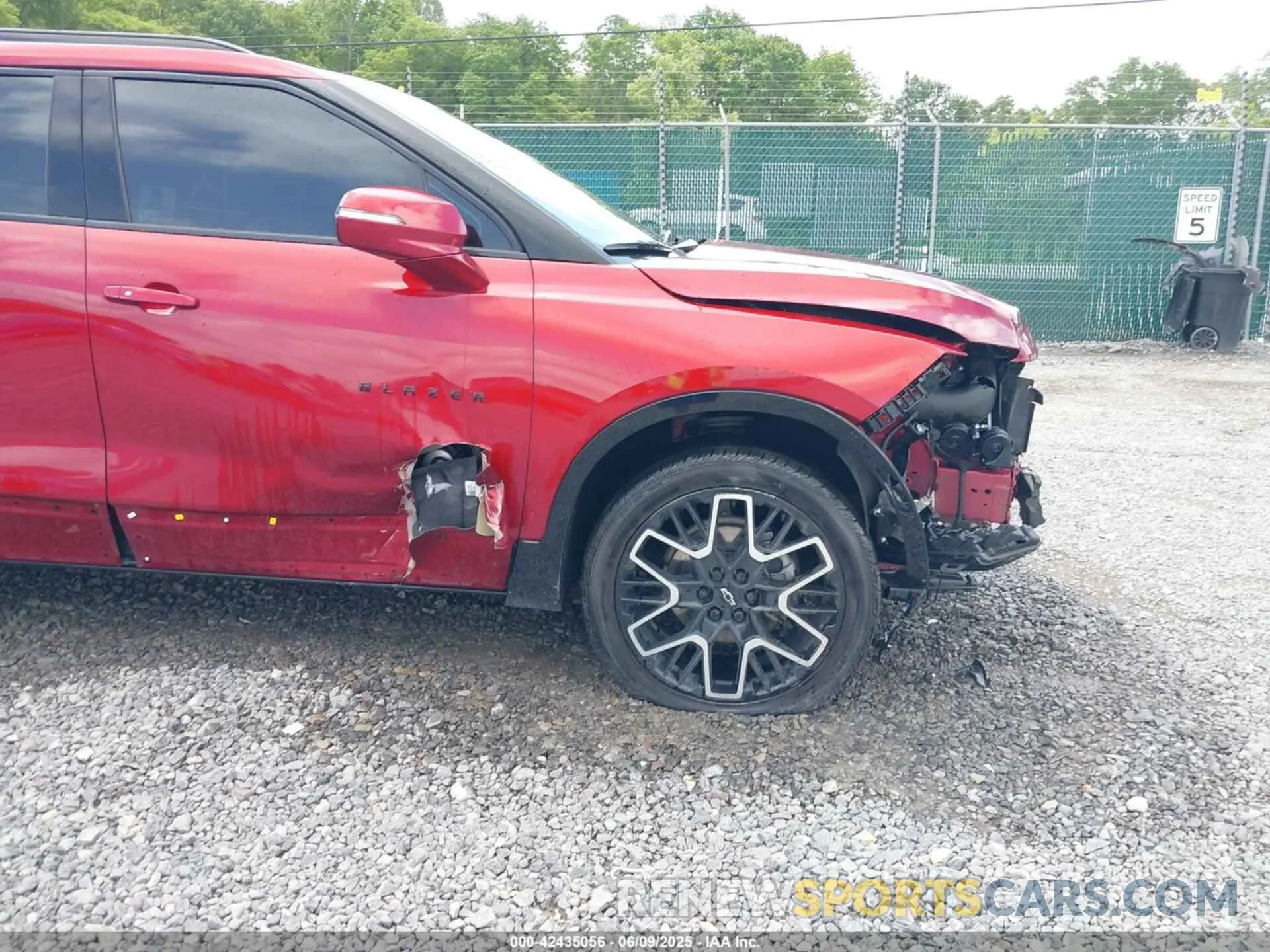 17 Photograph of a damaged car 3GNKBKRS4PS128545 CHEVROLET BLAZER 2023
