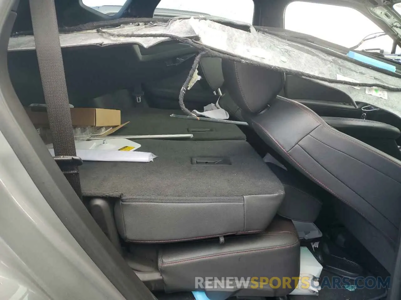 10 Photograph of a damaged car 3GNKBKRS6PS149736 CHEVROLET BLAZER 2023