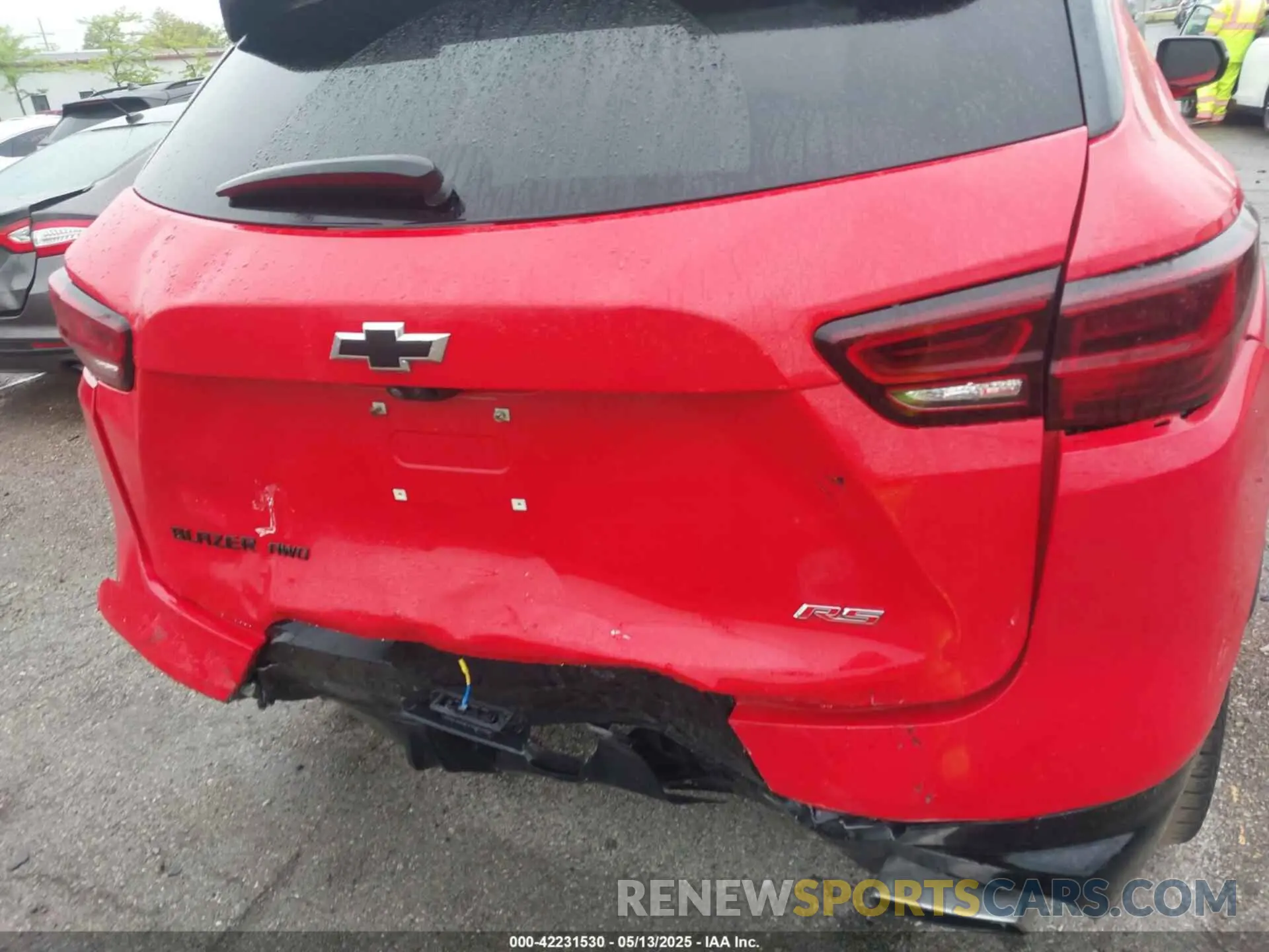 17 Photograph of a damaged car 3GNKBKRS8PS155103 CHEVROLET BLAZER 2023