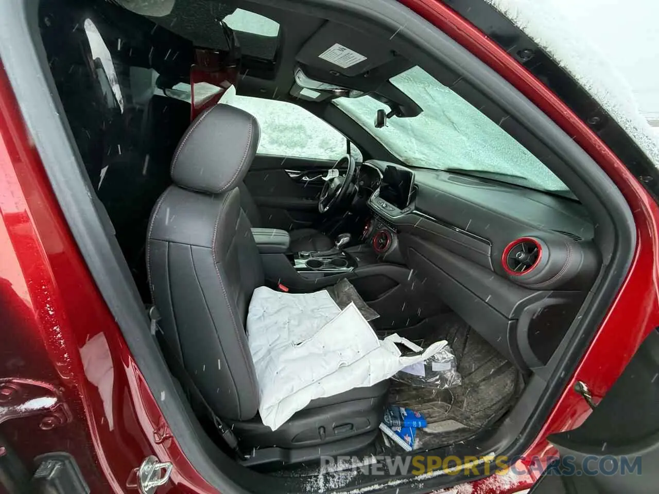 7 Photograph of a damaged car 3GNKBKRS9PS185971 CHEVROLET BLAZER 2023